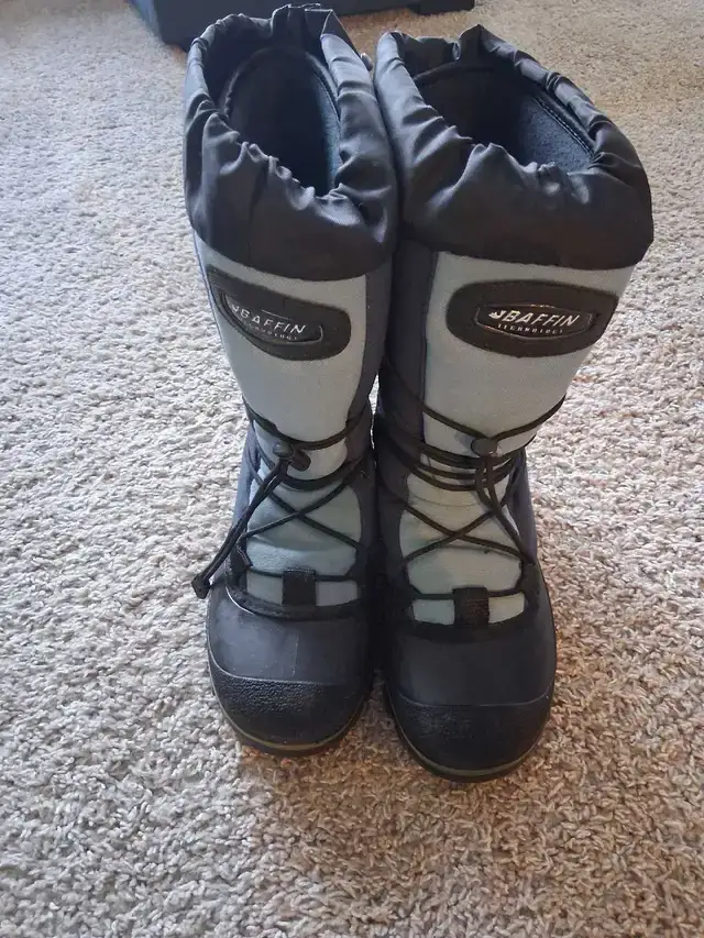 Baffin Boots men size 8 or women size 10 - photo 2
