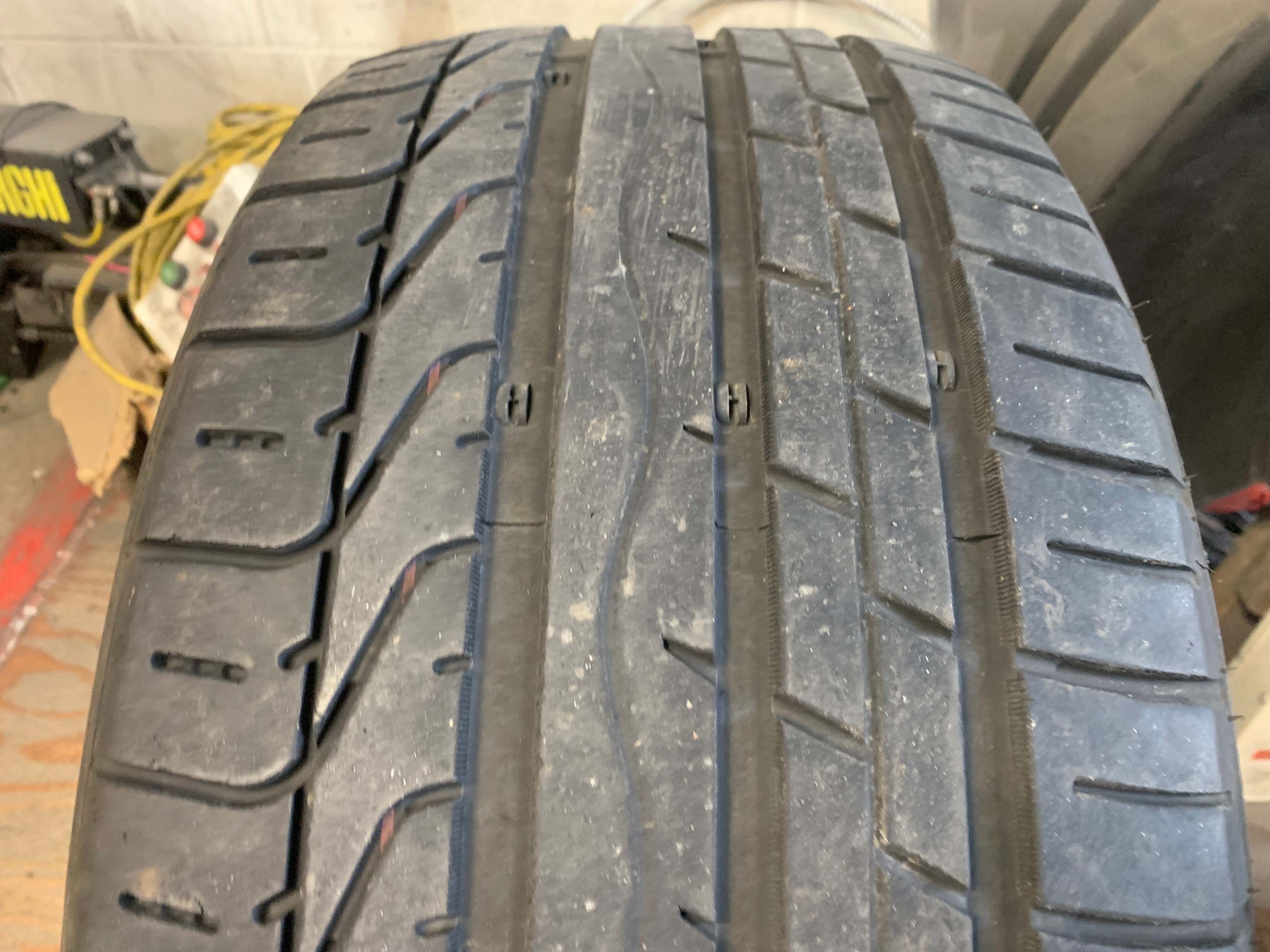 1 x single 275/40/20 XL 106W M+S Vitour Formula Z with 70% tread - photo 3