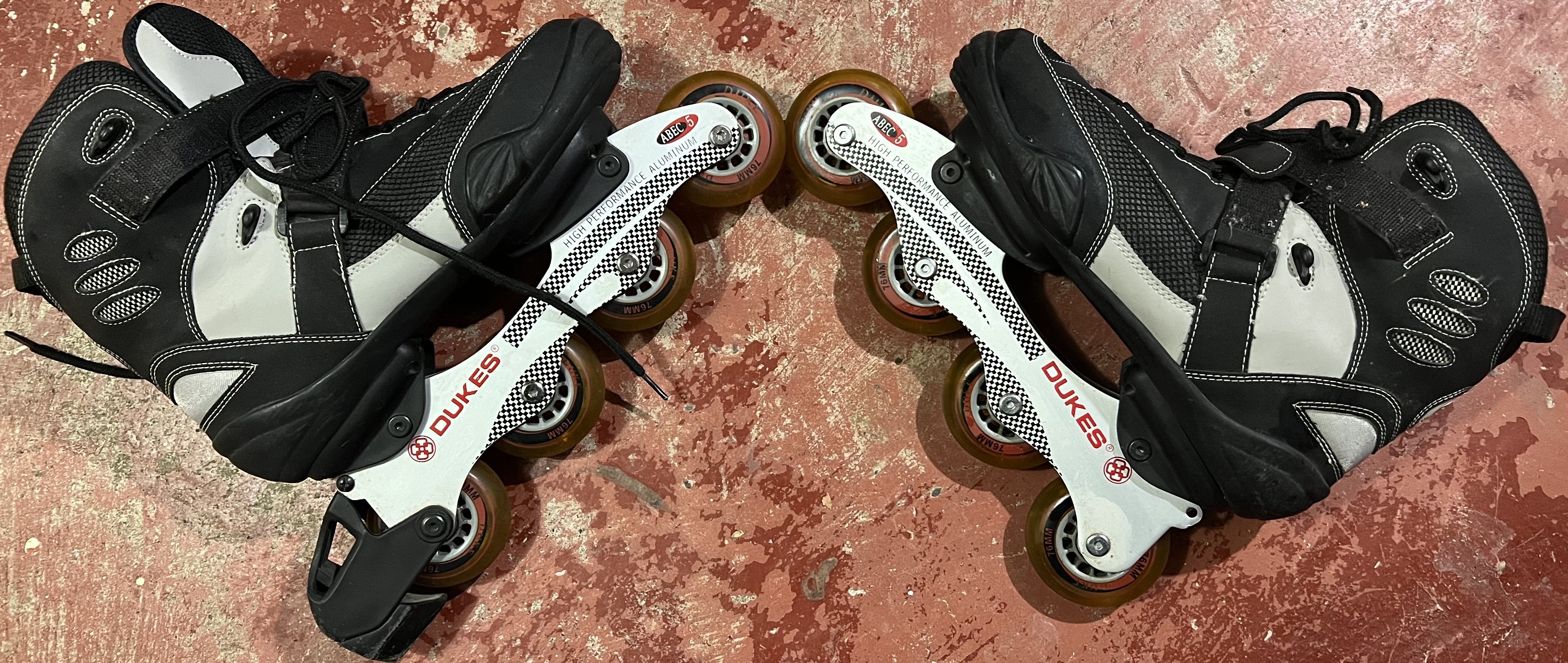 Dukes Rollerblades