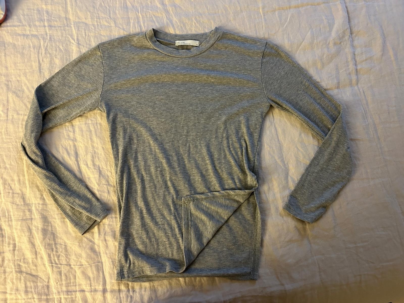 Ribbed Long Sleeve with Split Side (Size M) - photo 3