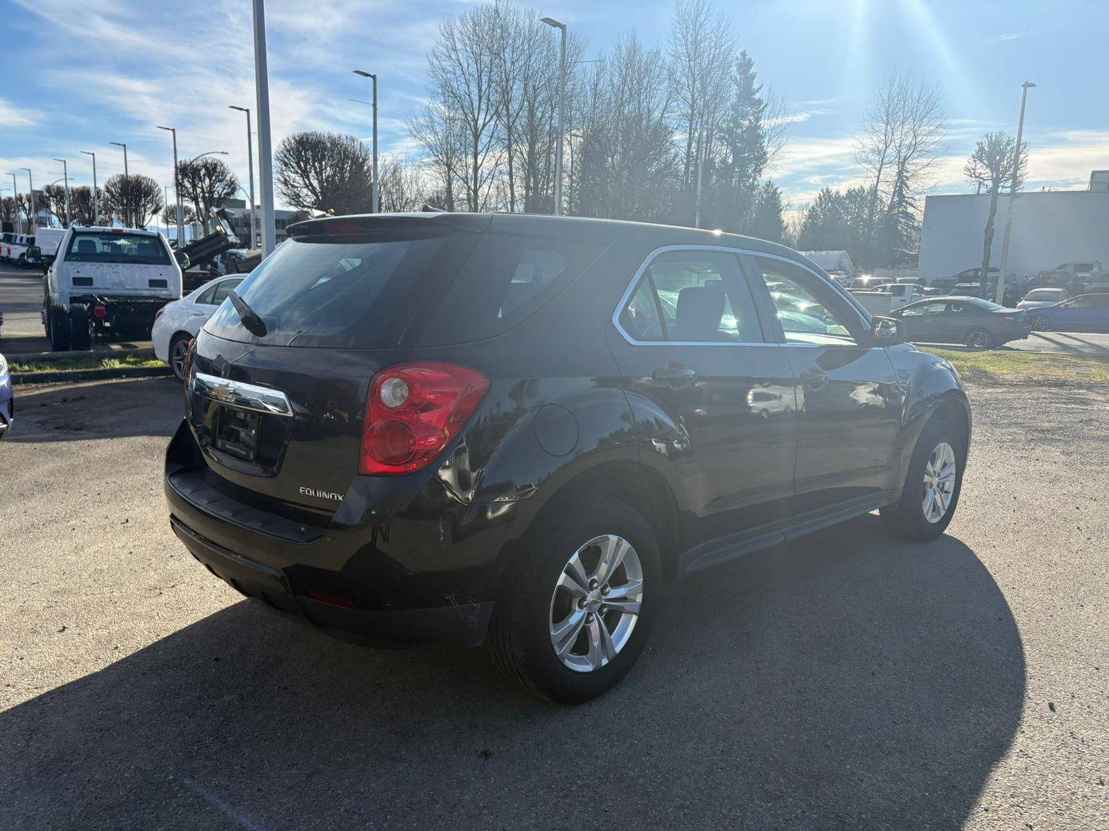 2011 Chevrolet Equinox LS - photo 5