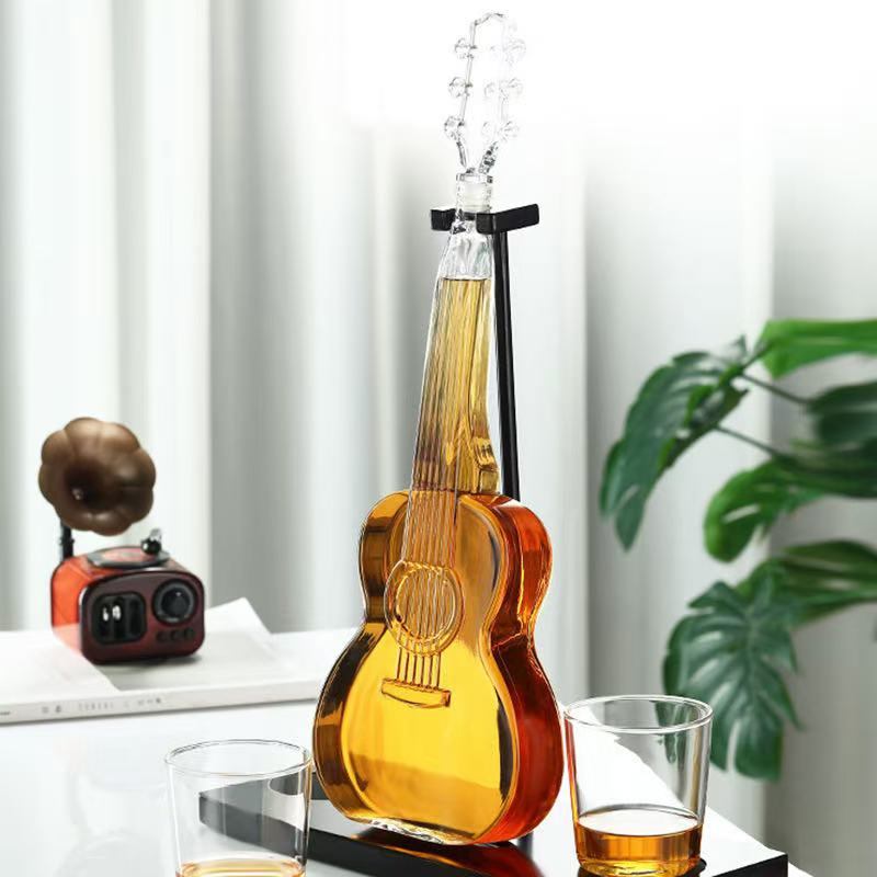 Decanter Set Guitar - Whiskey, Wine & Spirit