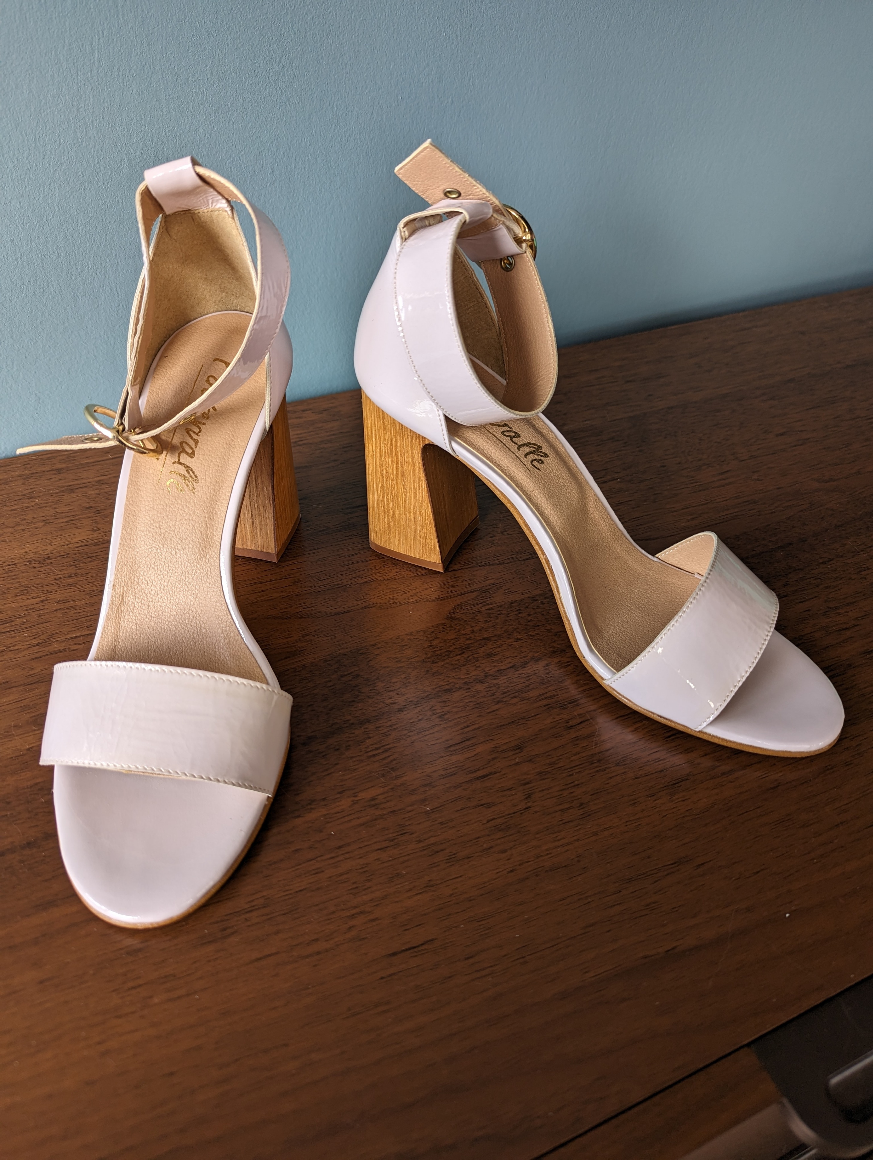 L'Intervalle Minimalist Block Heel Sandals – Size 39 - photo 2