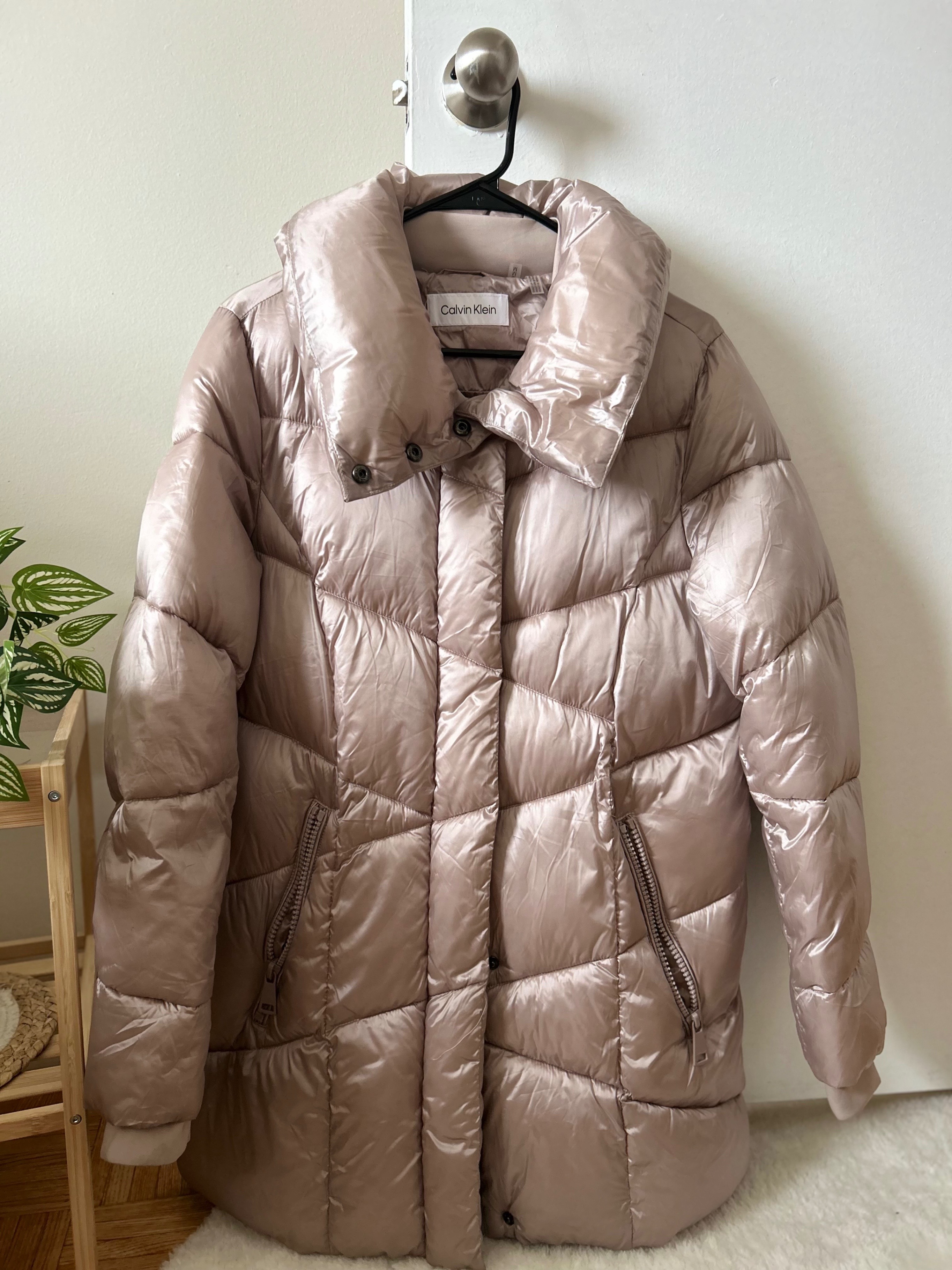 Calvin Klein sorona Aura Puffer Coat - Size M