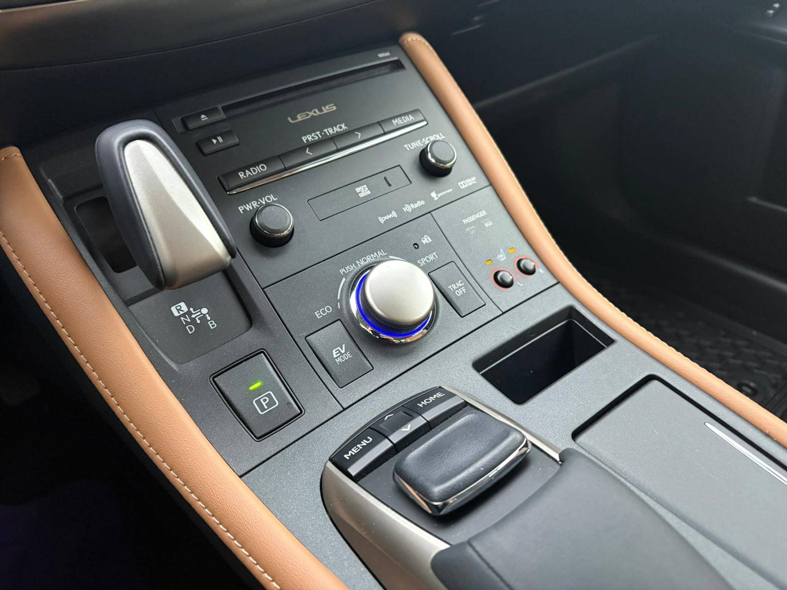 2016 Lexus CT-200H - photo 3
