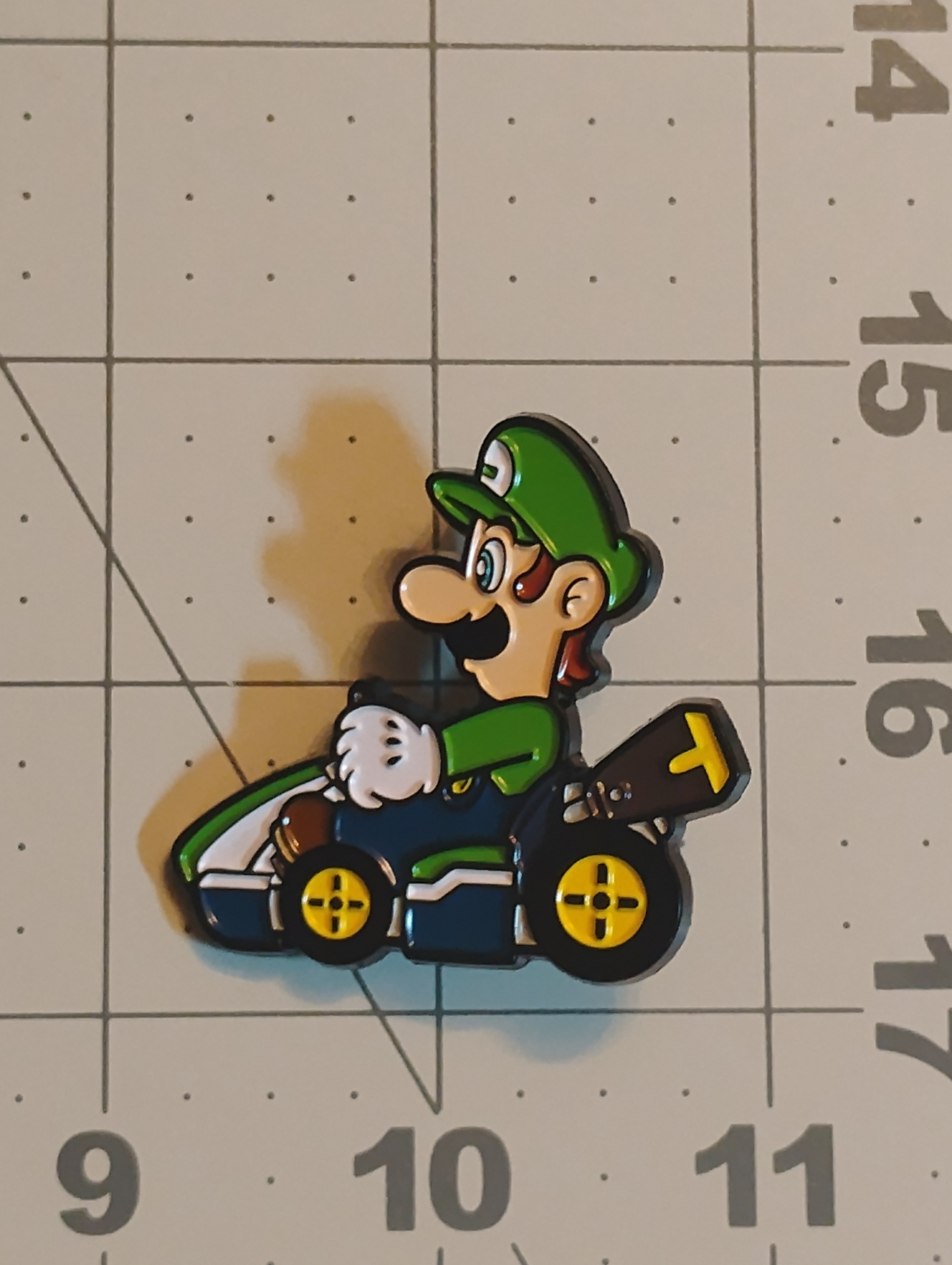 Official Nintendo Mario Kart Enamel Pins/Badge Luigi