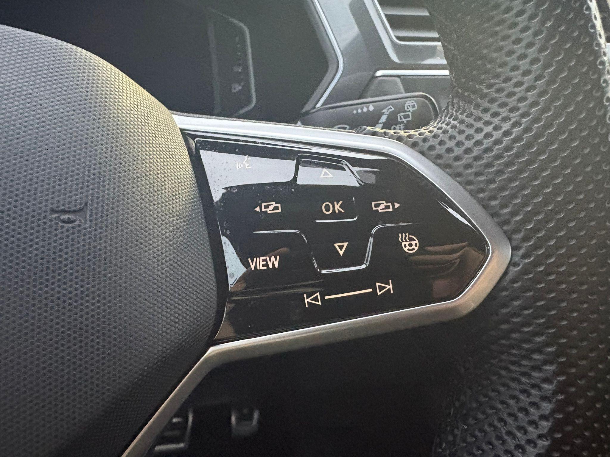 2022 Volkswagen Tiguan Comfortline R-Line Black Edition - photo 5