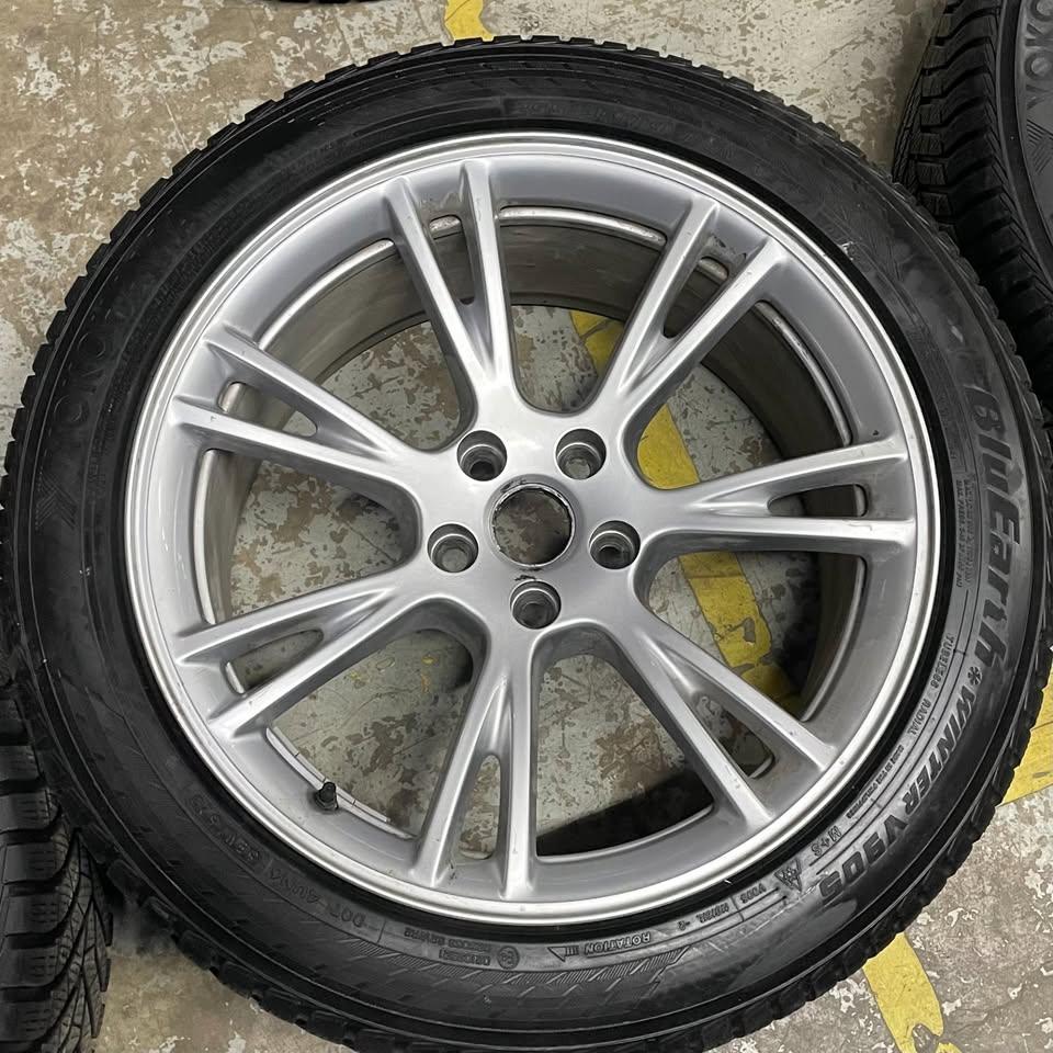 19 Inch Tesla Y Winter Package Used - photo 5