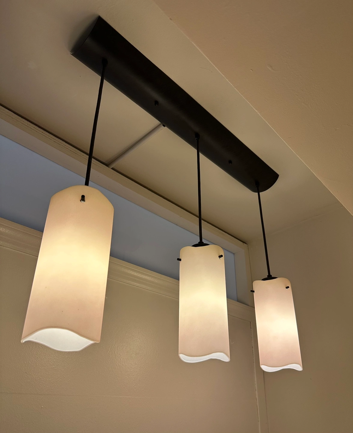 Adesso Island Light Linear 3 Pendant White Frosted Glass Shade 🥕