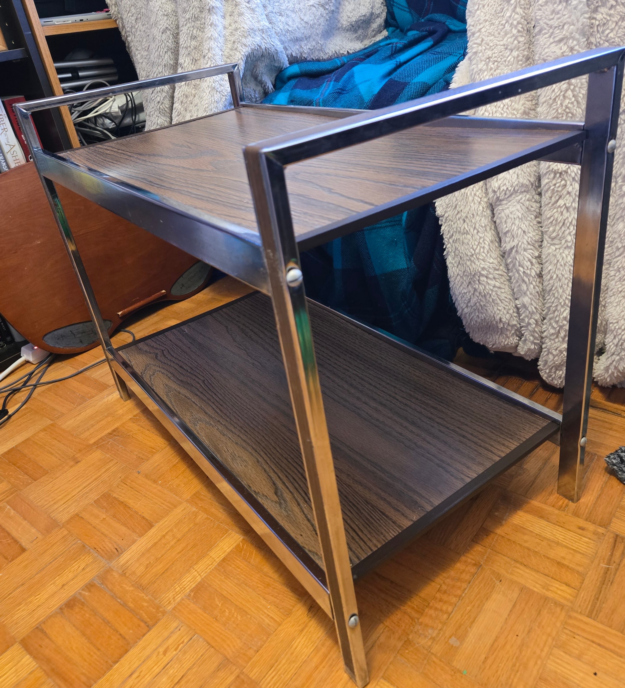 Shelf / table with 2 removable shelves - photo 2