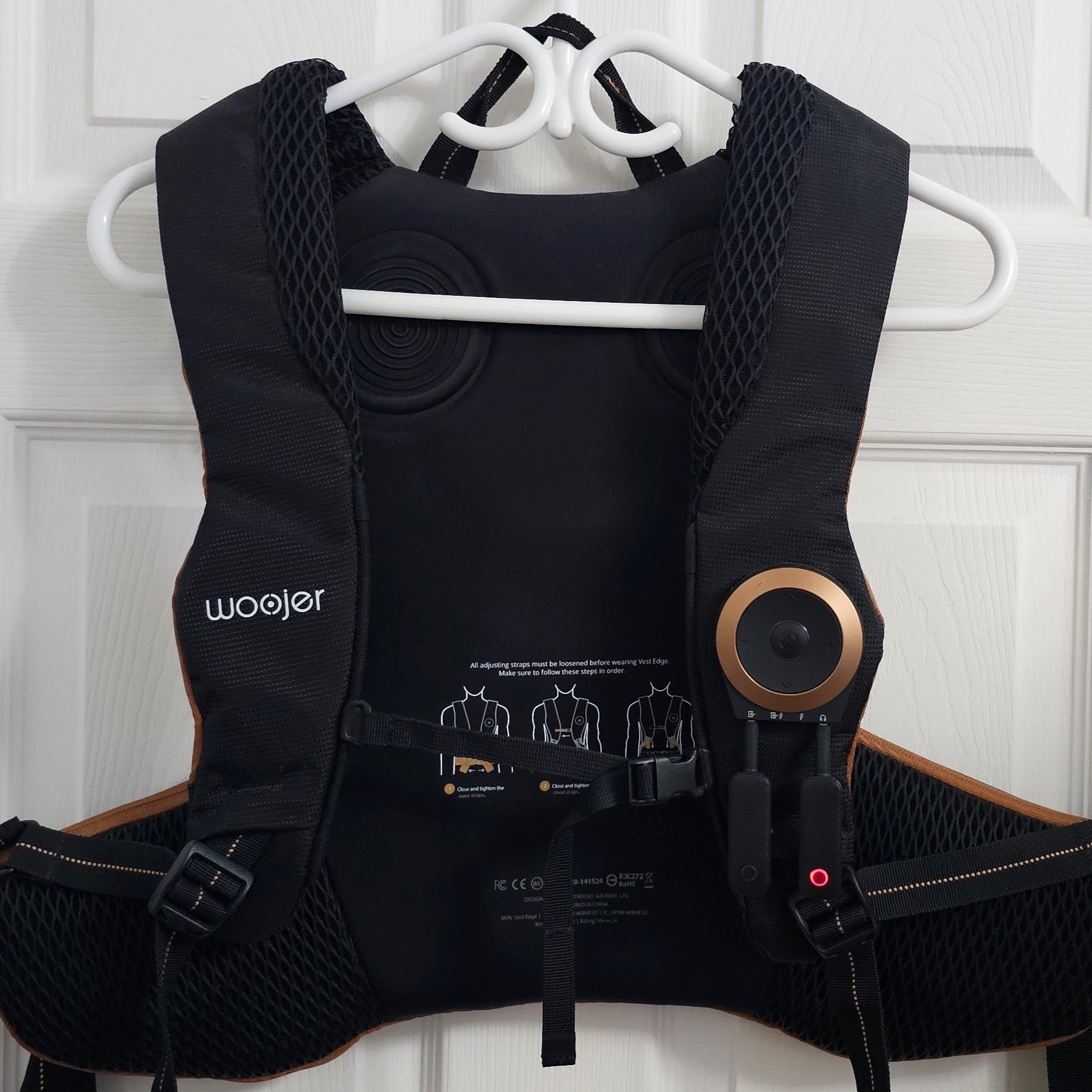 Woojer Edge Haptic vest with 2x BT 5.0 transmitter/receiver