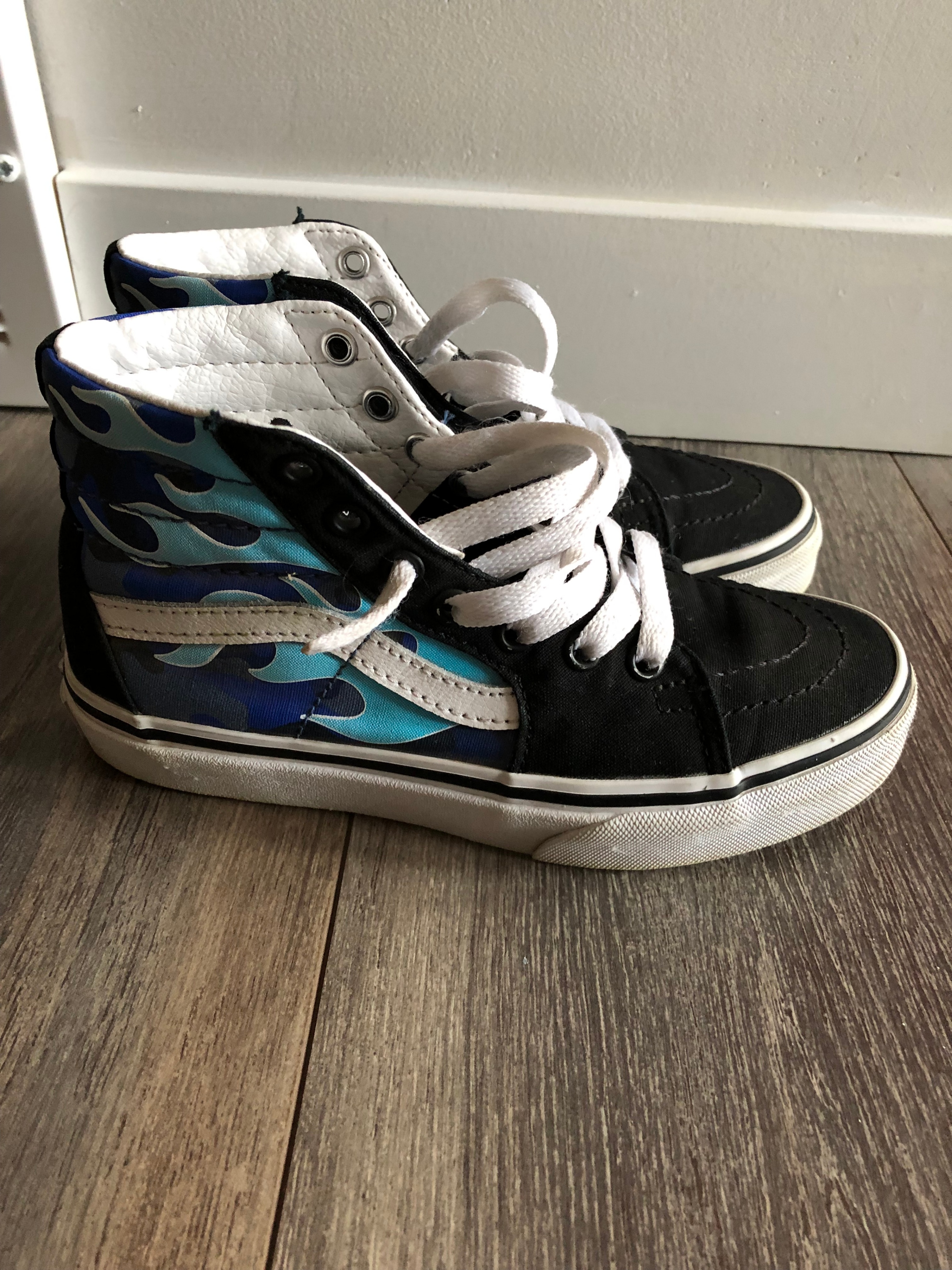 Vans Kids Sk8-Hi Camo Flame Blue Ice Skate Shoes,KIDS Size 1.
