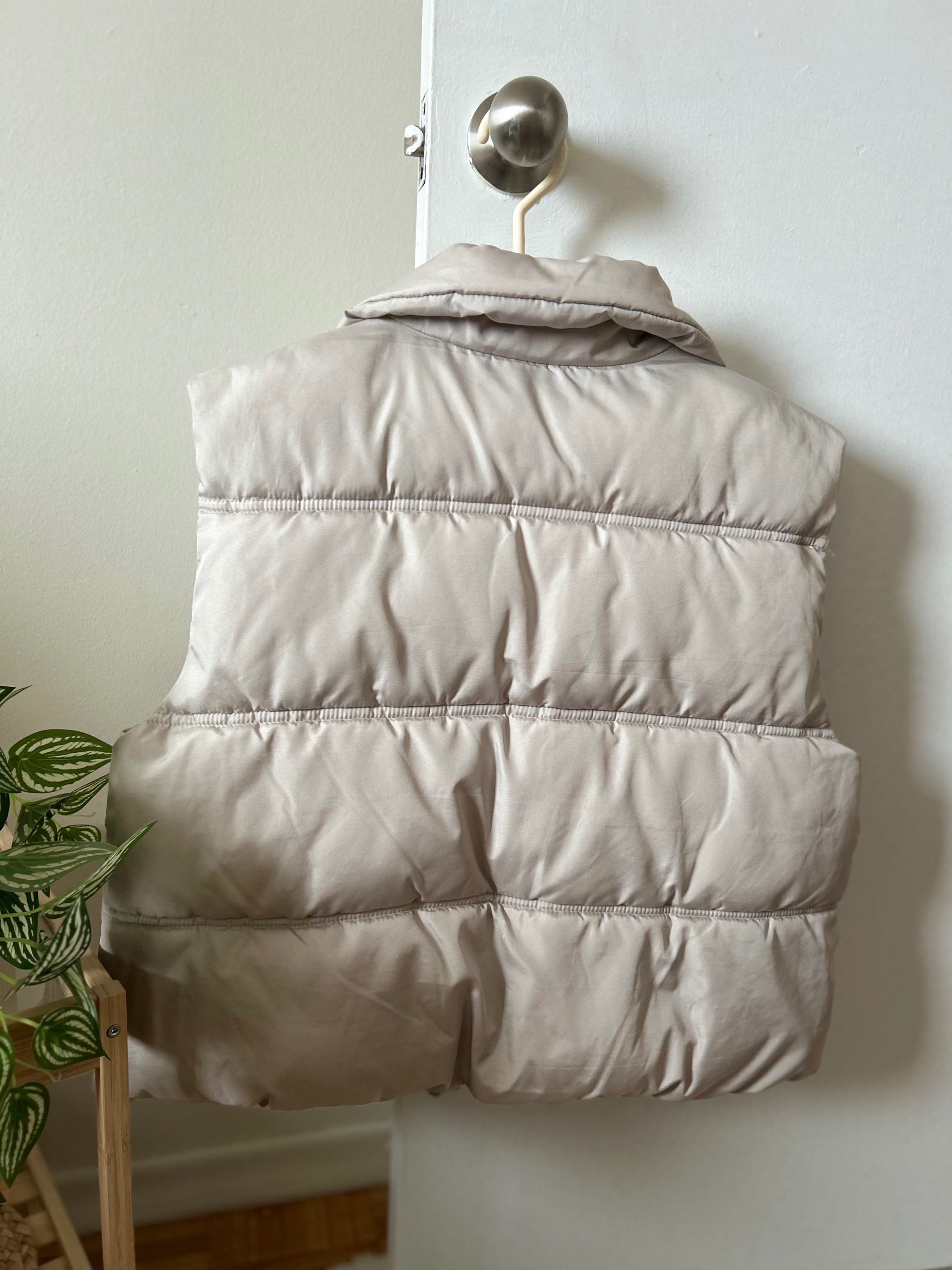 Vero Moda Puffer Vest - Size M - photo 2