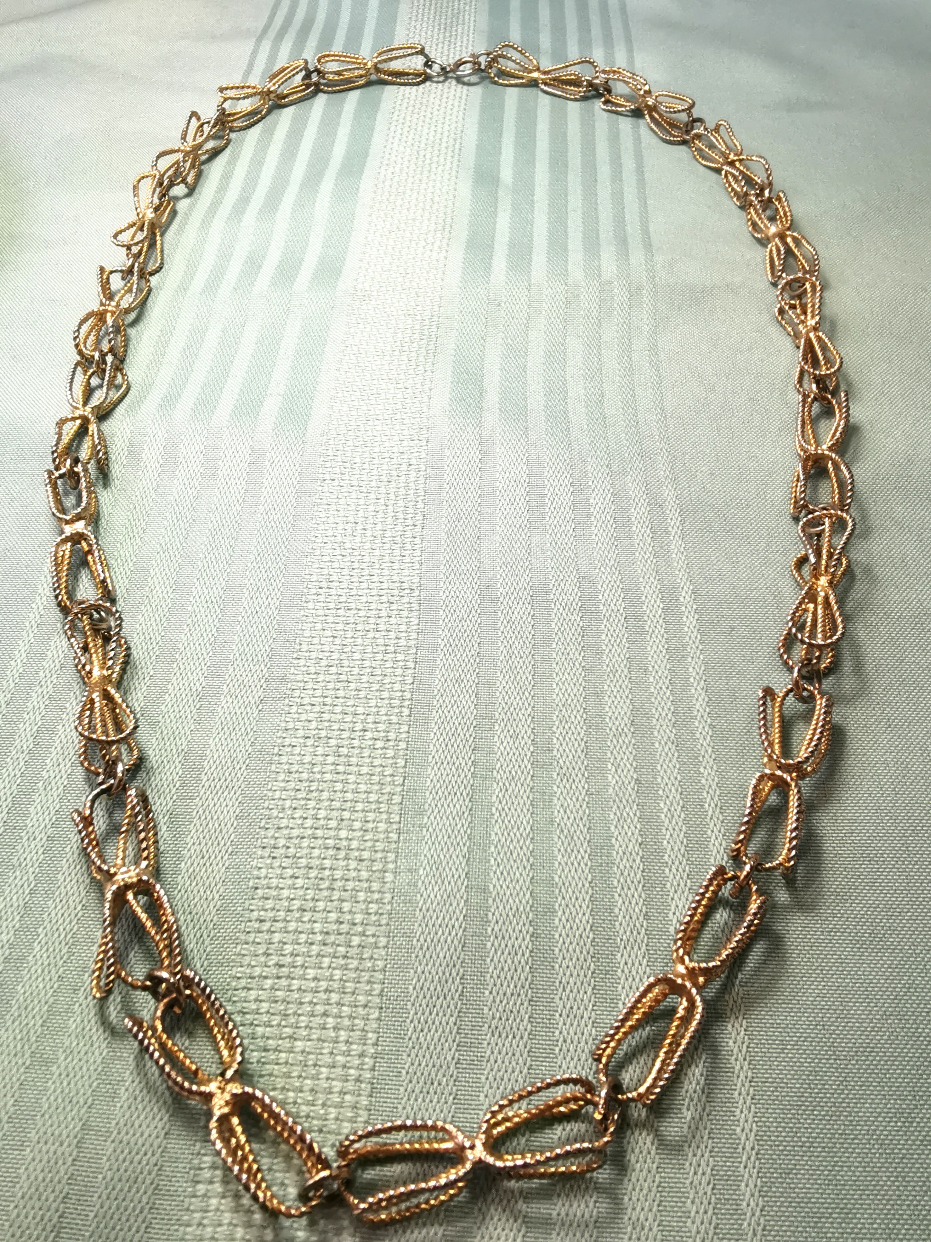 29" Gold Tone Twisted Rope Bow Link Necklace - 1960s Textured - photo 2