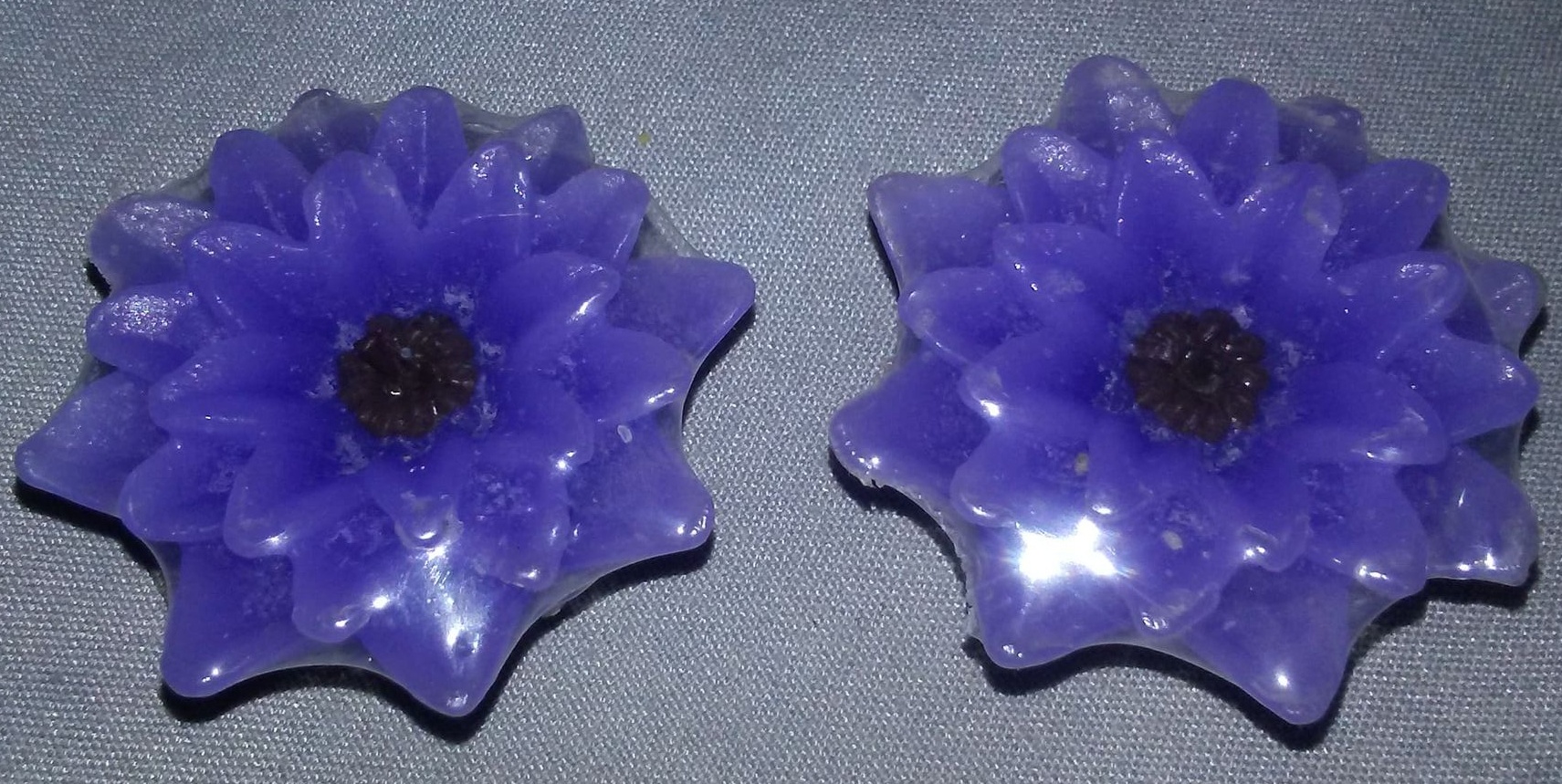 Purple Floating Flower Candle (New) - 1 1/2 Inches