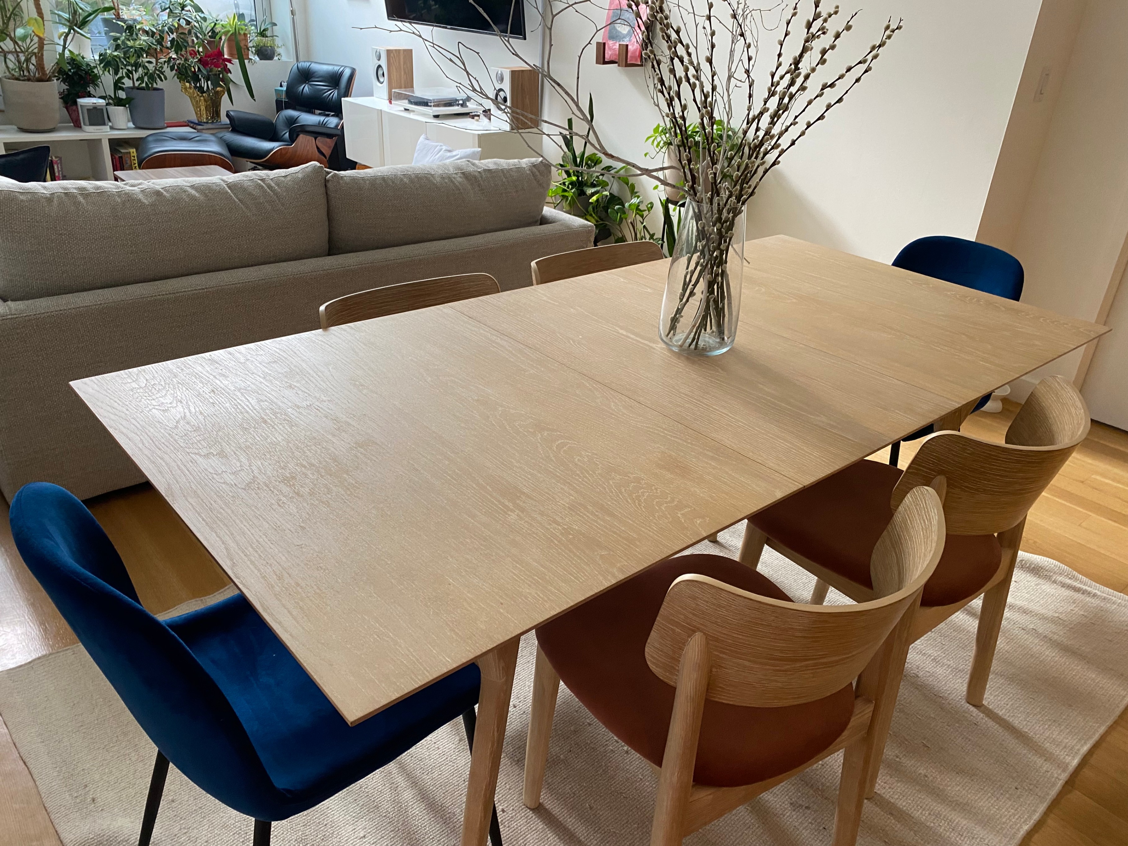 West Elm Dining Table + 4 Chairs – Light Oak, Mid-Century Style