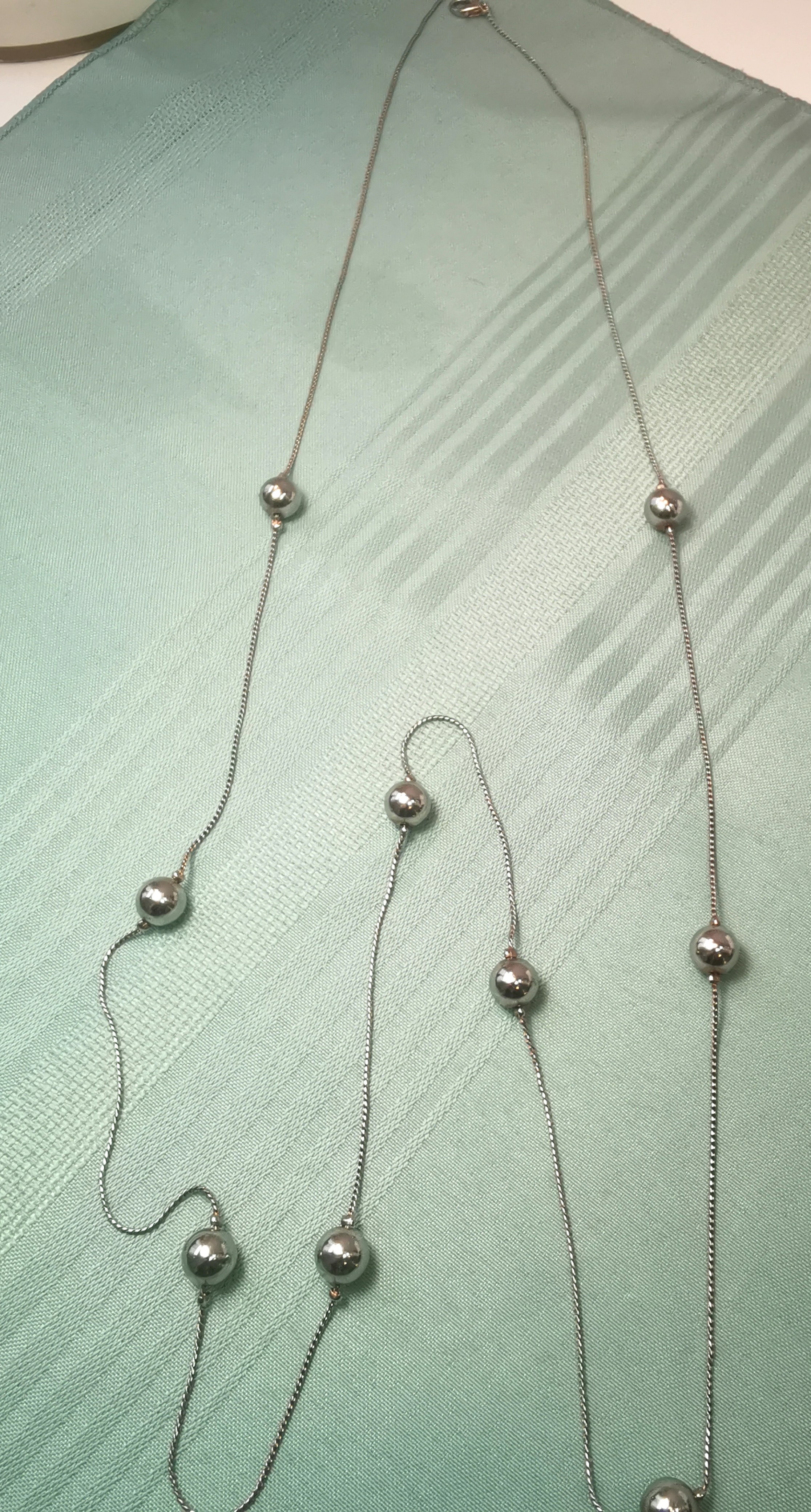 47" Long Station Bead Necklace Extra Long Layering Circa 1980s - photo 3