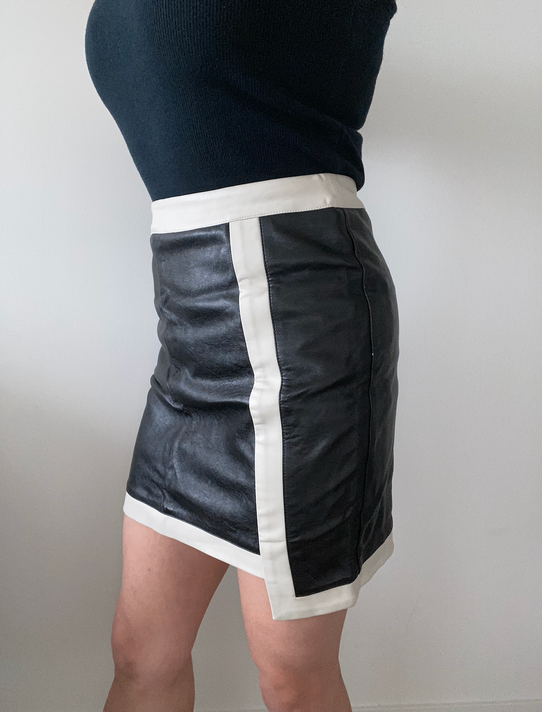 [NEW] Lulu's Fake Leather Skirt - photo 3