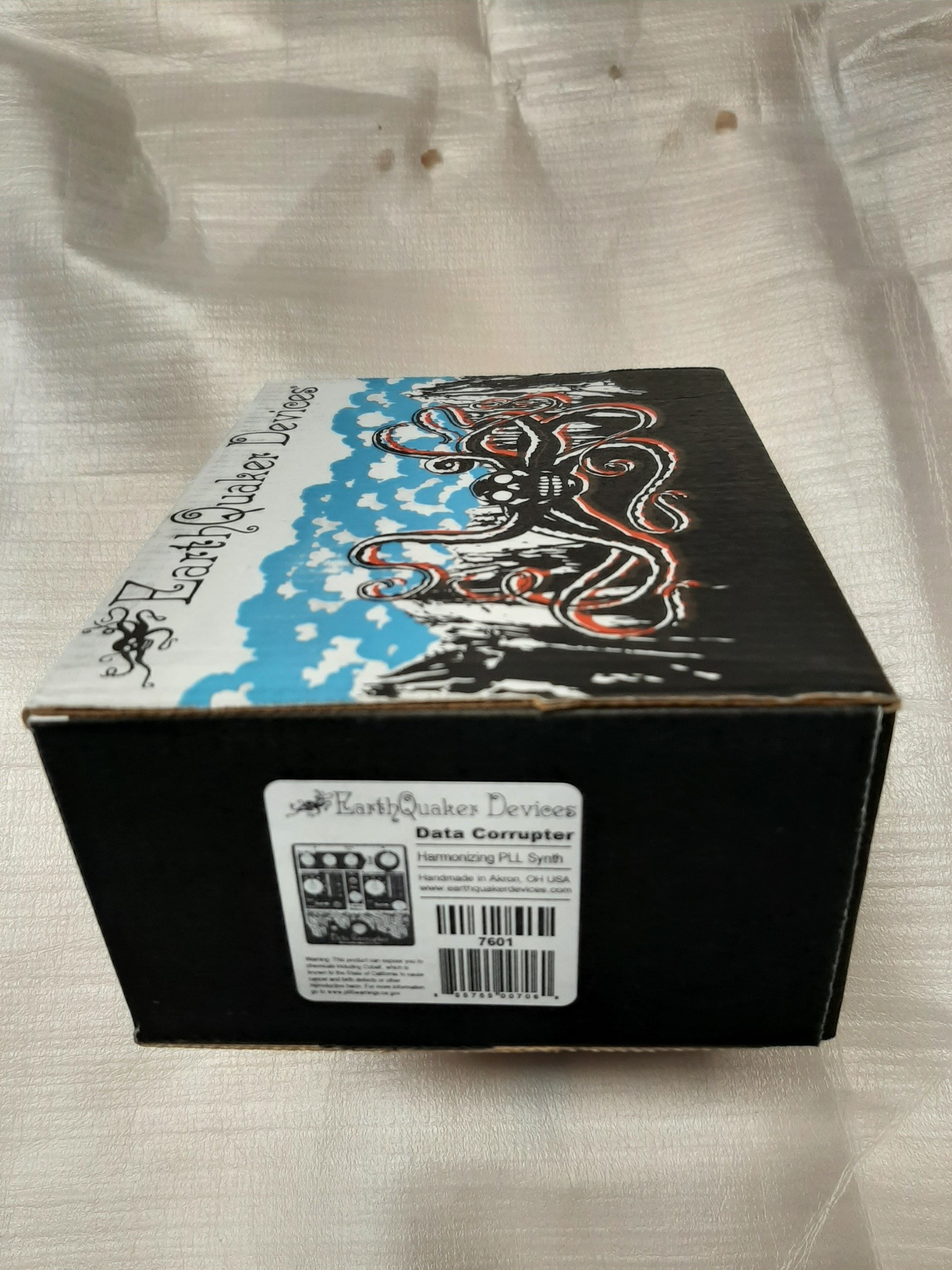 EarthQuaker Devices Data Corrupter – Synth Fuzz Octave Mod Pedal