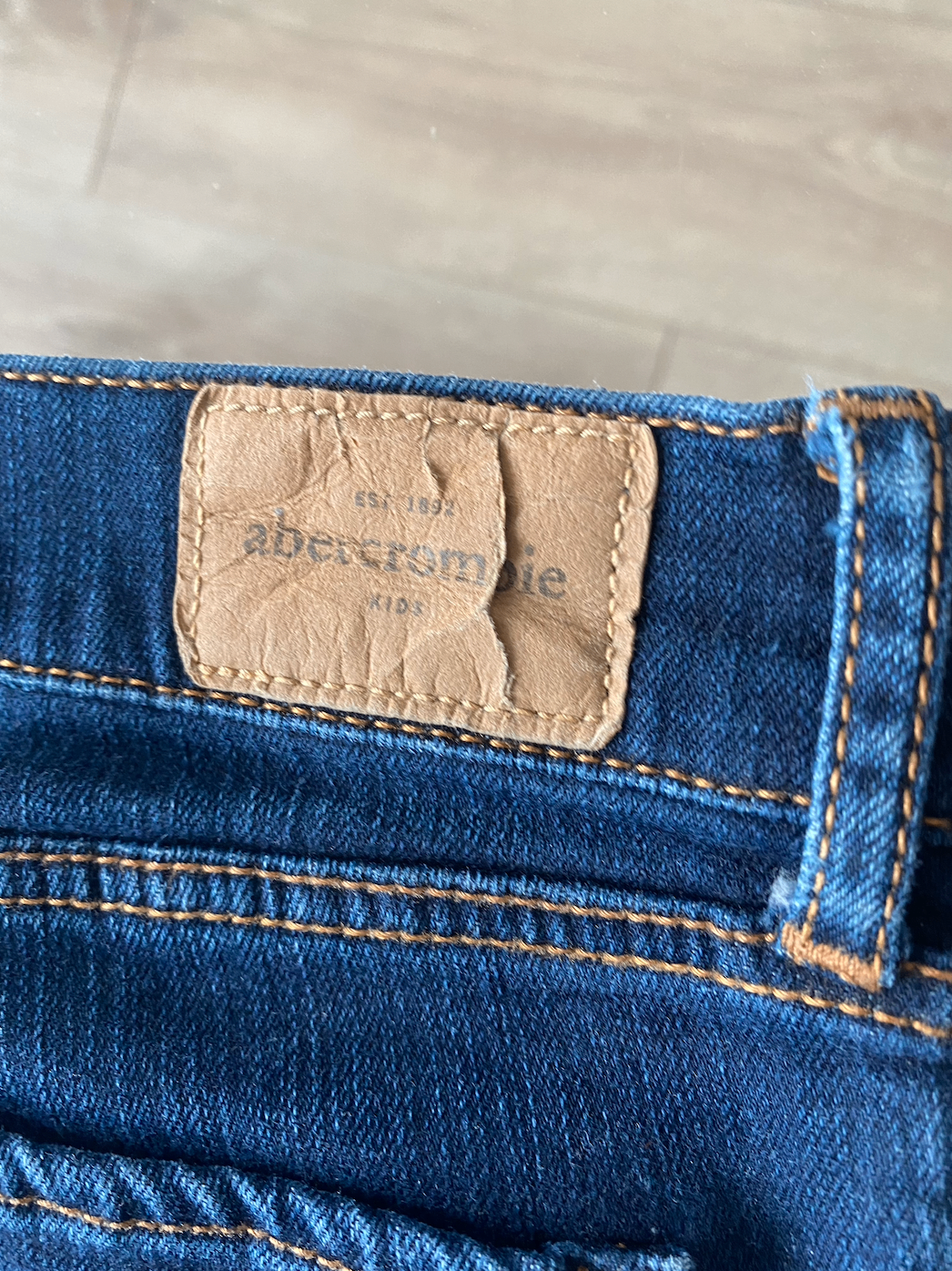 Abercrombie Dark Low-Rise Girls Jeans - photo 4