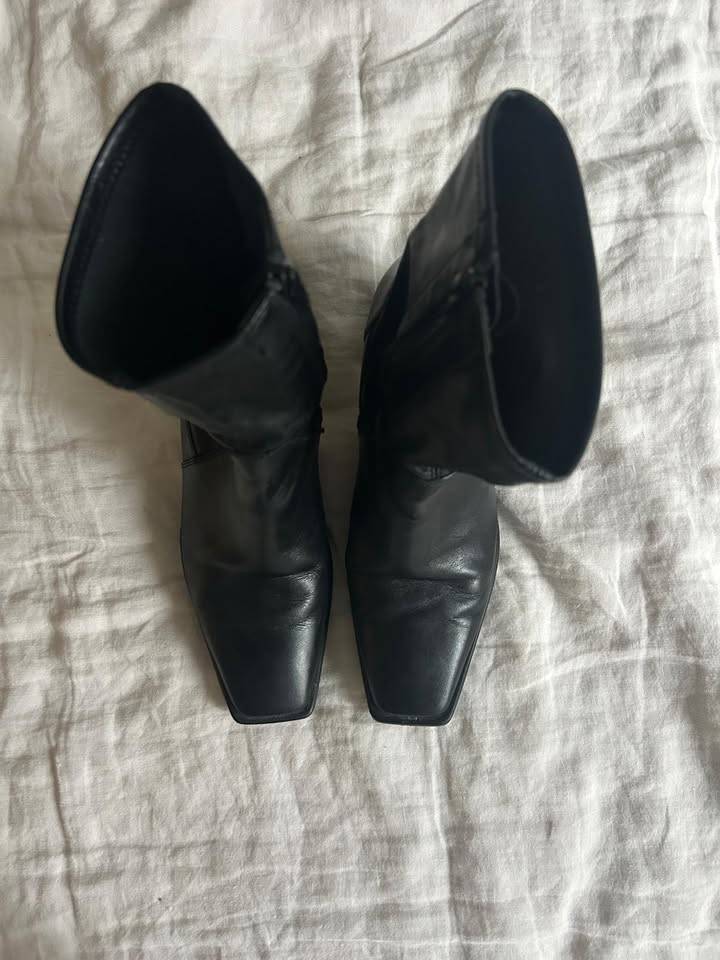 Vagabond Hedda Leather Ankle Boots (size 41) - photo 5