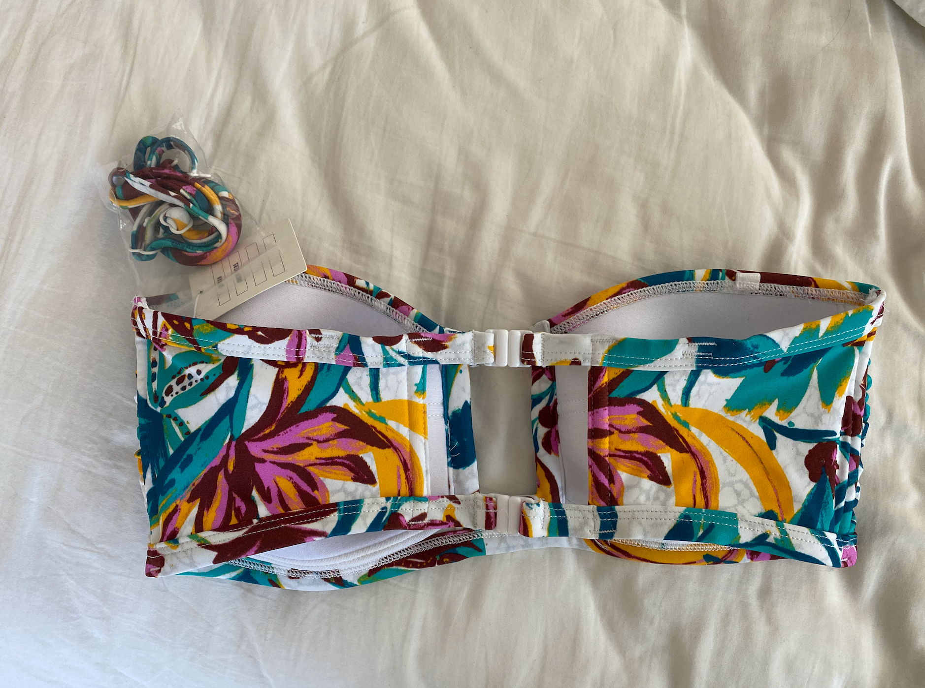 [NEW] Urban Outfitters Floral Bikini Top - photo 2