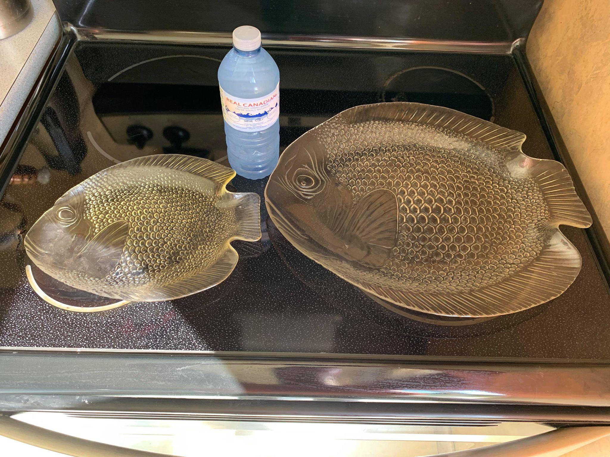 Arcoroc Indonesia Fish shaped platters Set of 2