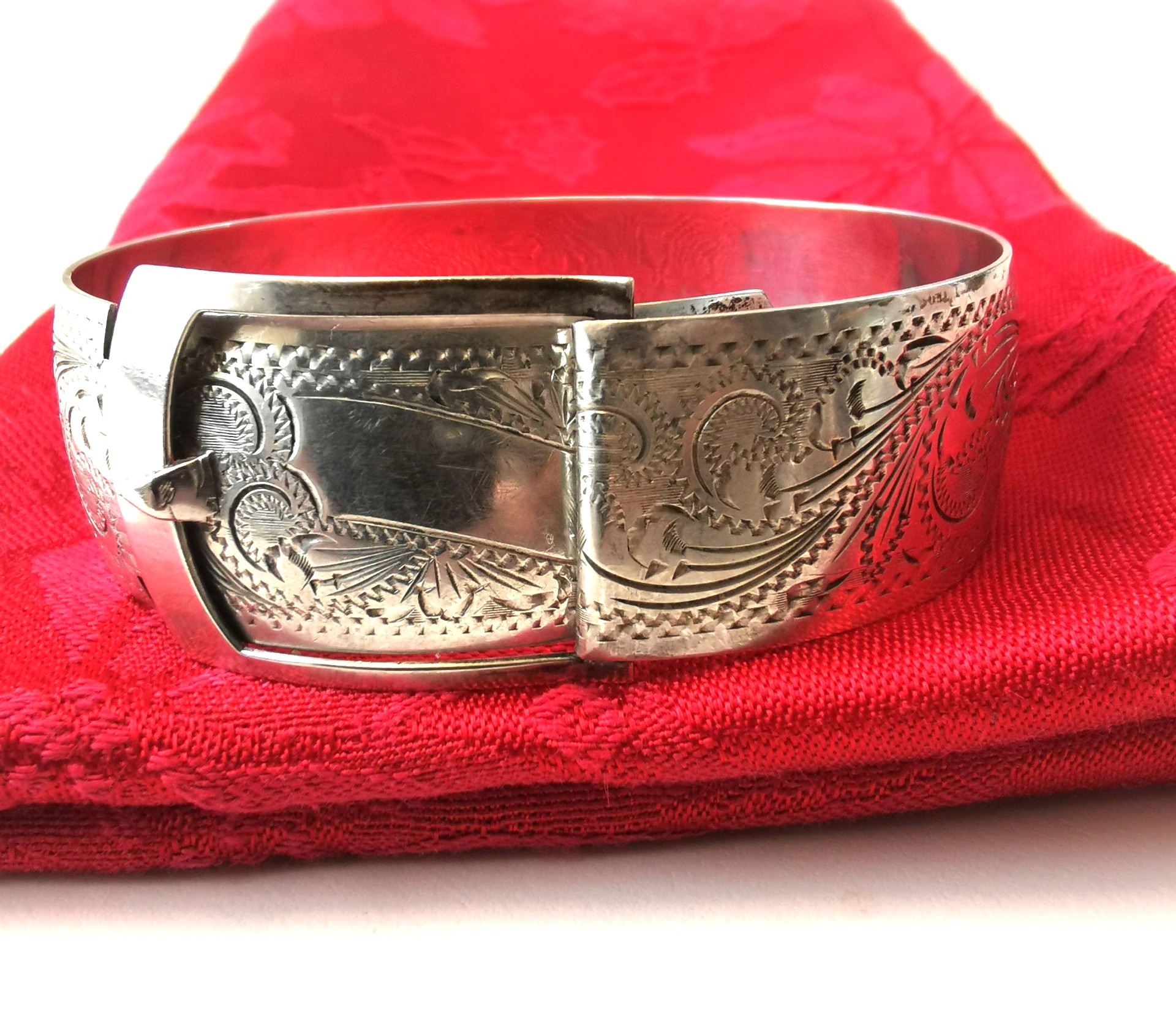 RARE Vintage E.C. Co Toronto Sterling Silver Buckle Bangle - 27g