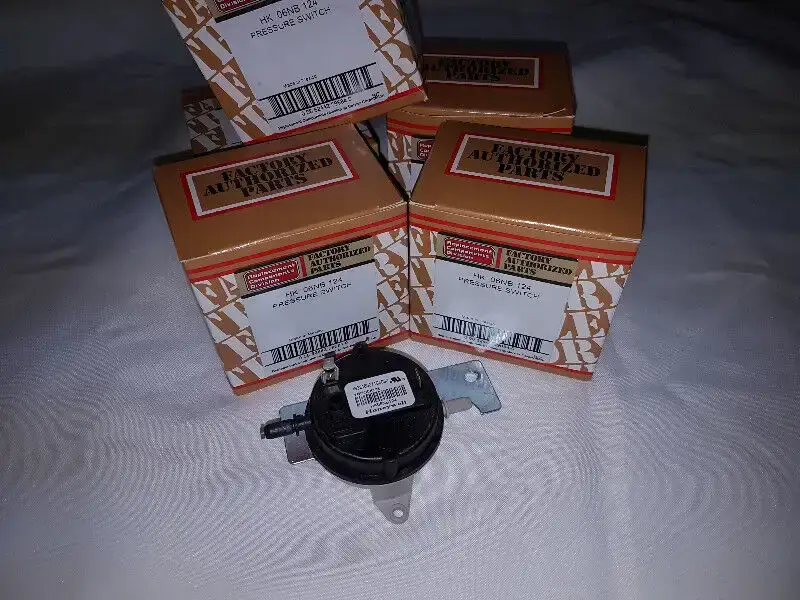 Carrier/ Bryant & Payne  Pressure Switch HK06NB124