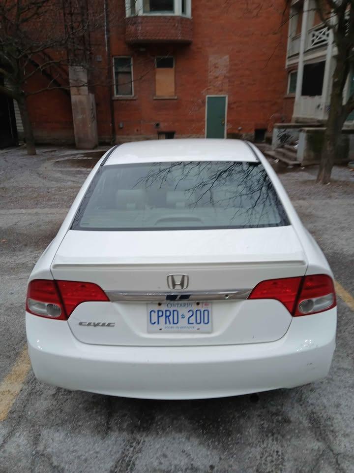 2009 Honda Civic DX-G 201K kms - photo 2