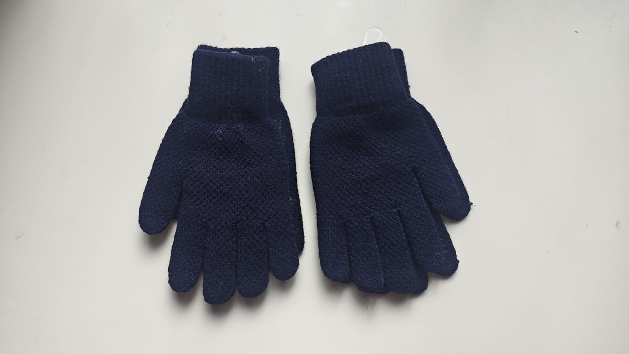 2 pairs winter gloves w/ grip dots (touchscreen-friendly)