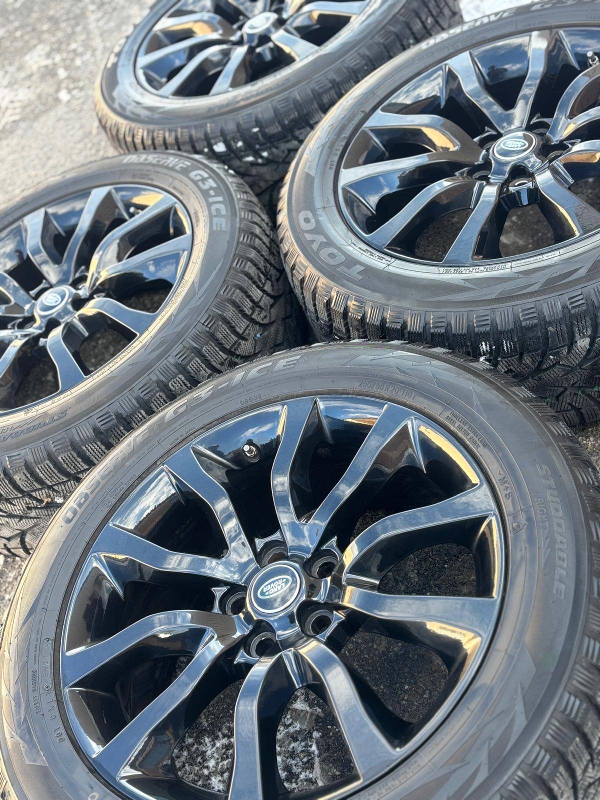 OEM 20”RangeRover/Defender/Discovery(5x120)+Toyo snow+TPMS