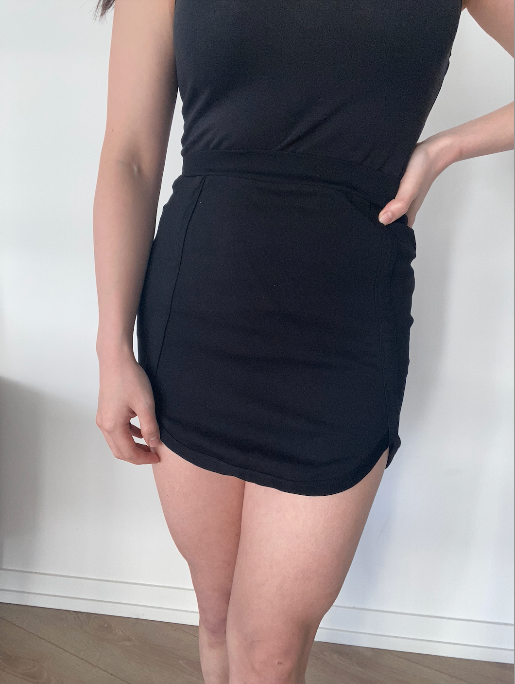 [NEW] Lulu's Black Pencil Mini Skirt