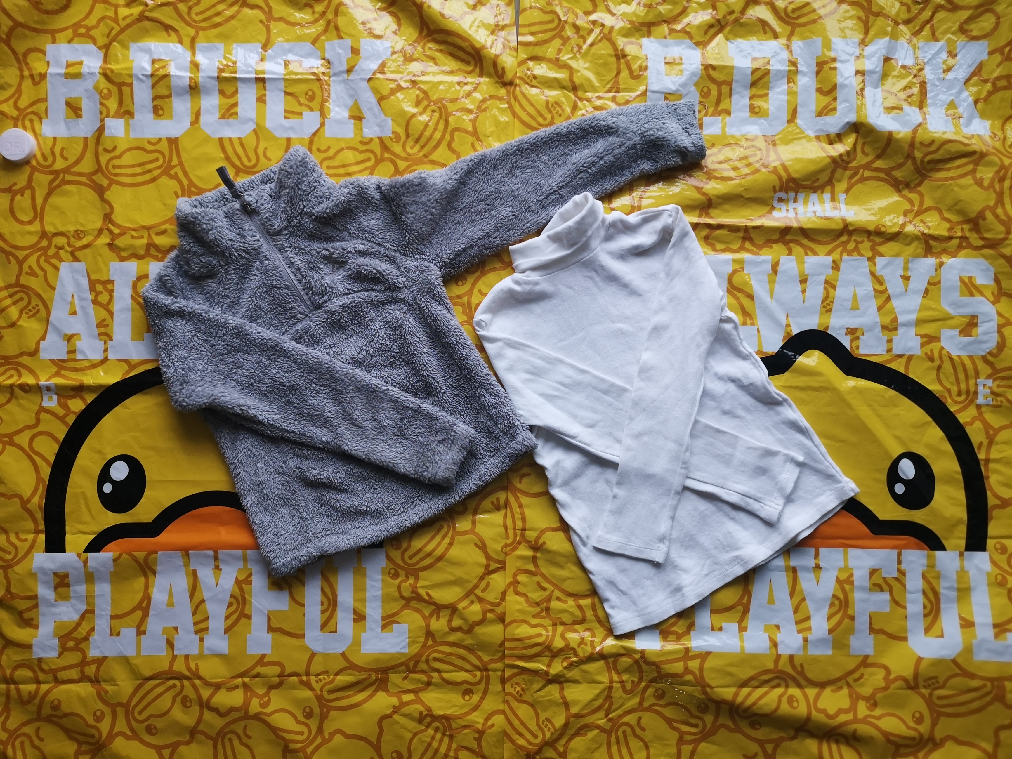 Zero Poplqr Grey Fleece size 4 + Zara White Turtleneck Size Girl