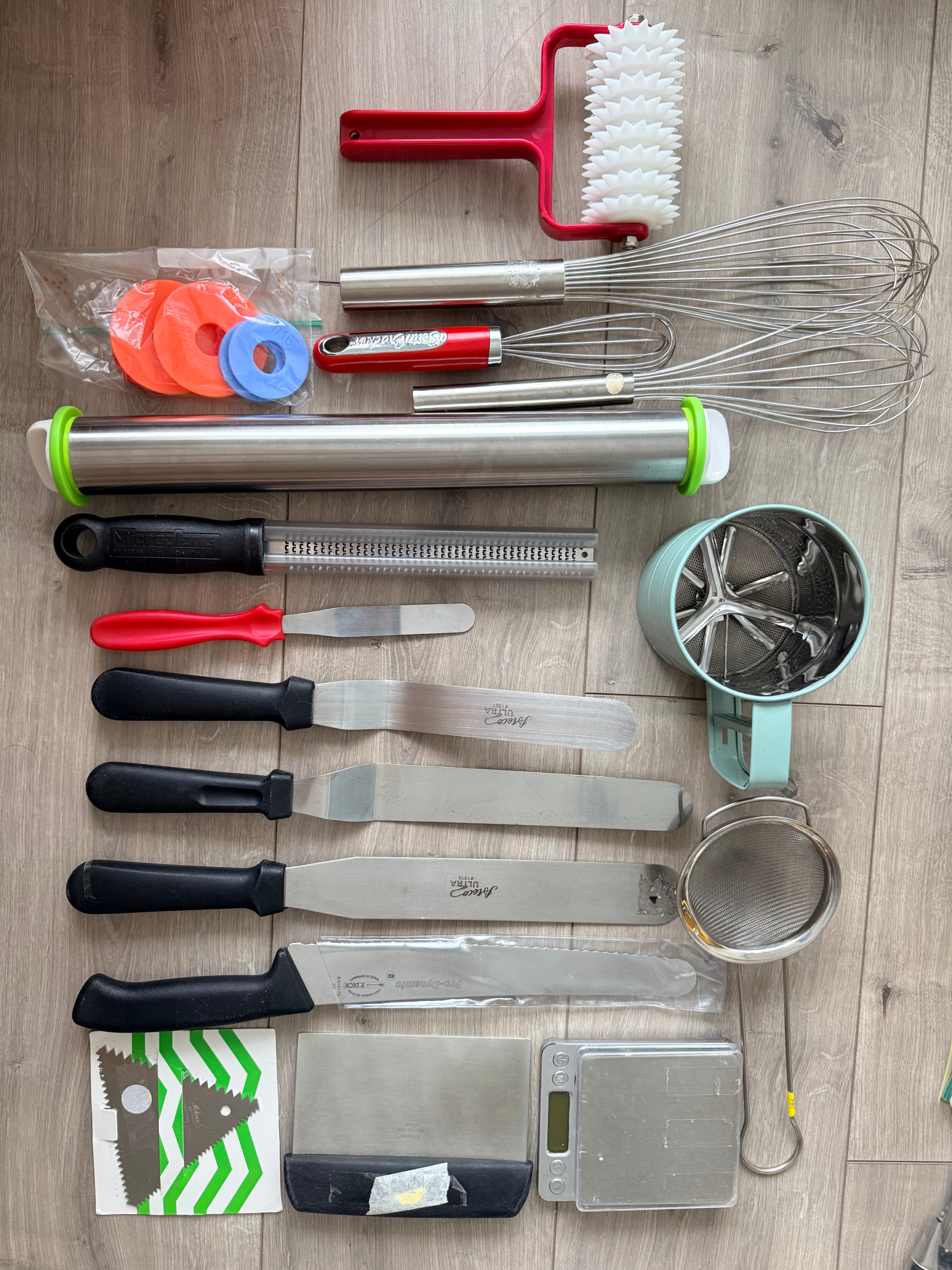 Baking & Pastry Tools Bundle – Whisks, Spatulas, Scale