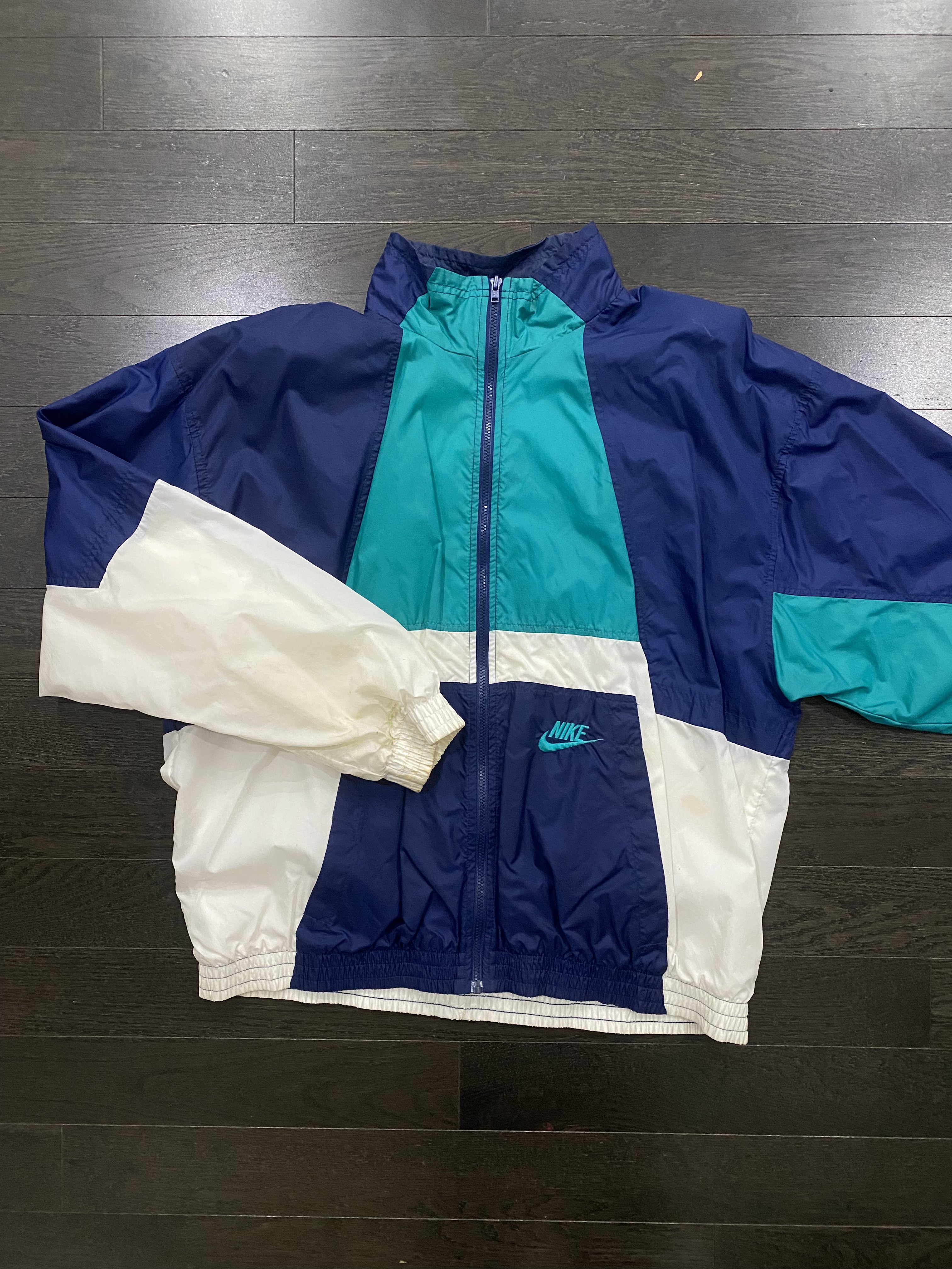 Nike Windbreaker Jacket – Vintage – Men’s M