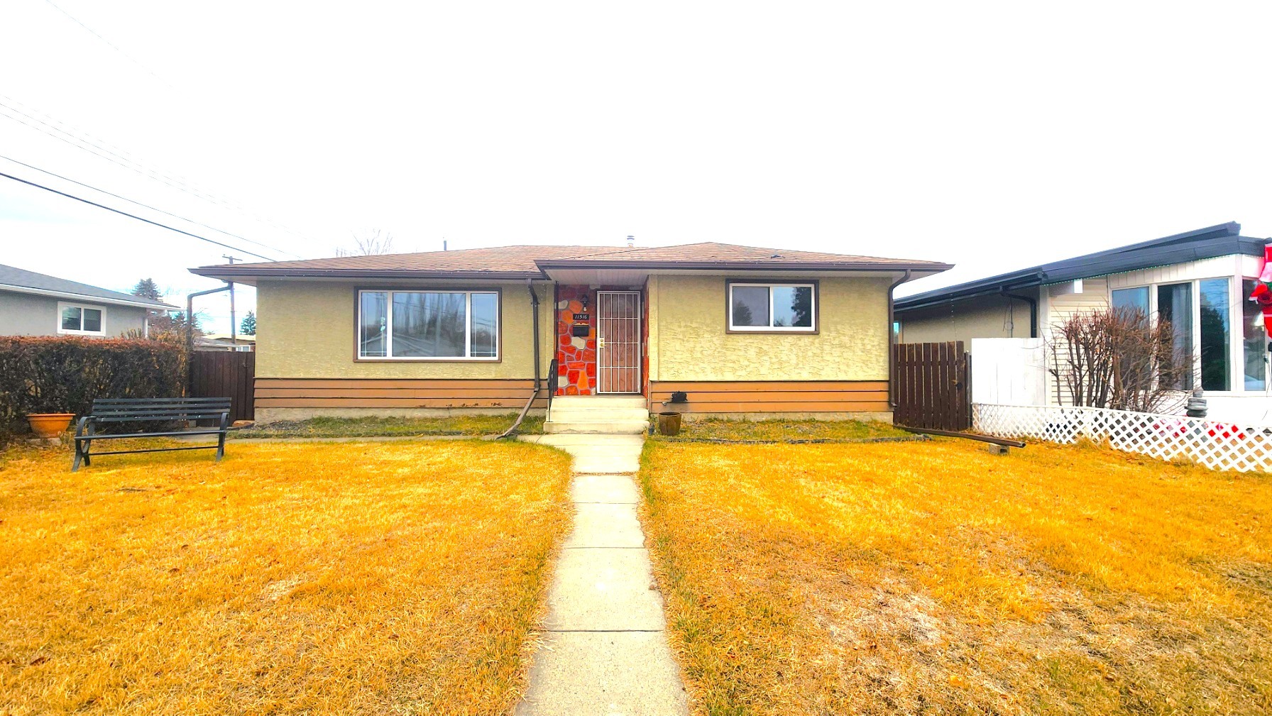 11516 133A Avenue Edmonton AB For Rent