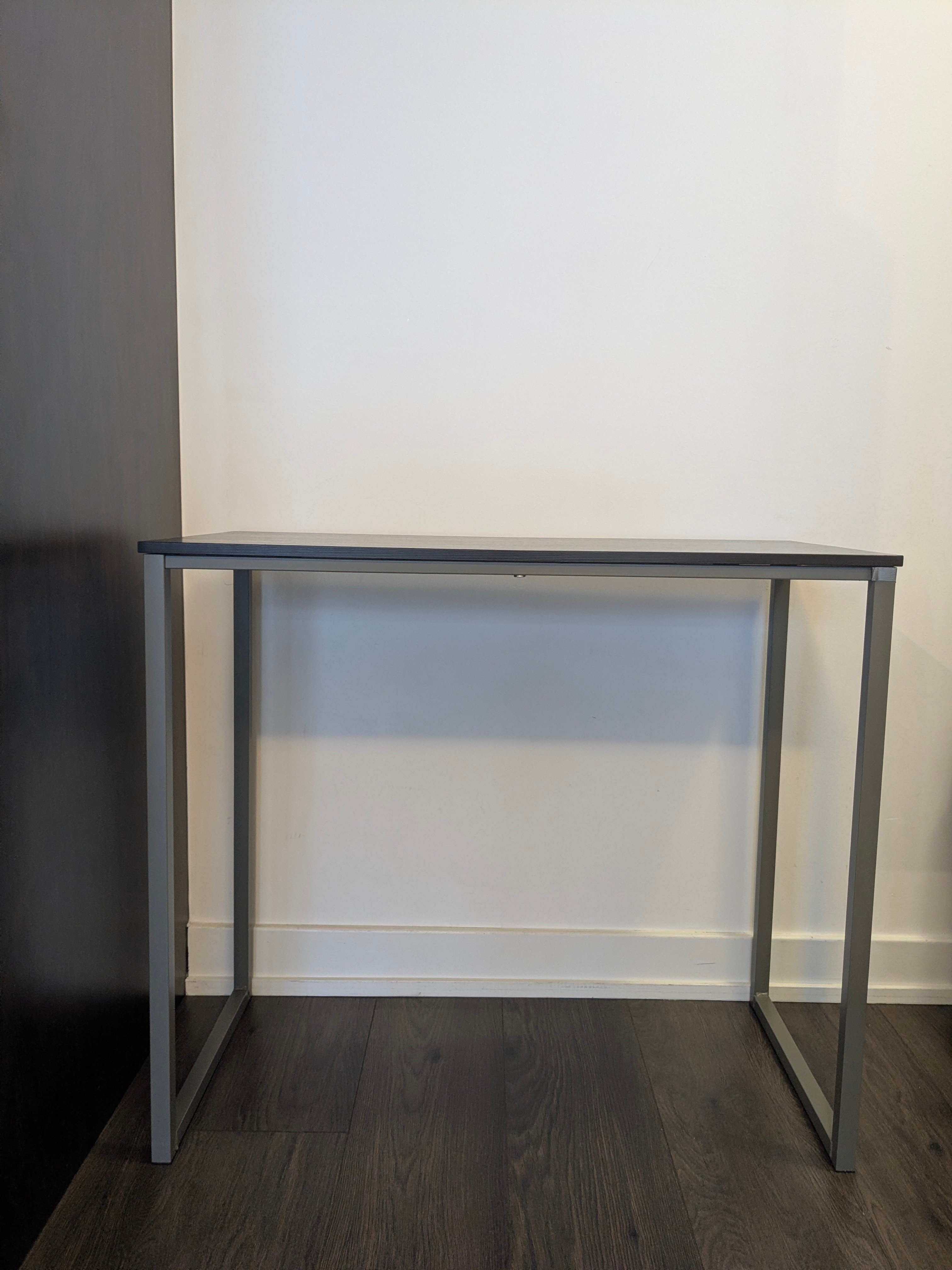 FREE Office Desk / Table – Pick up ASAP