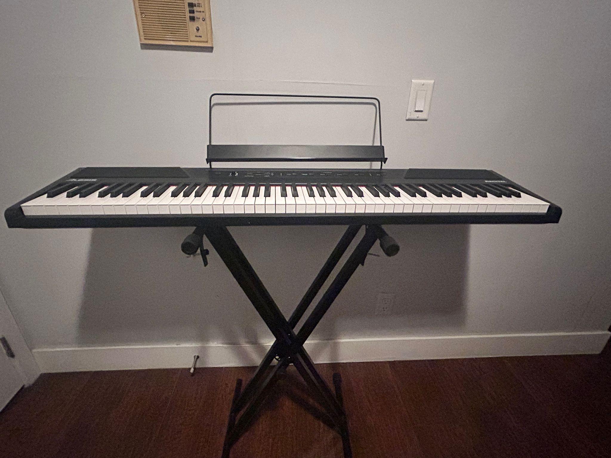 Digital Piano - Alesis Recital