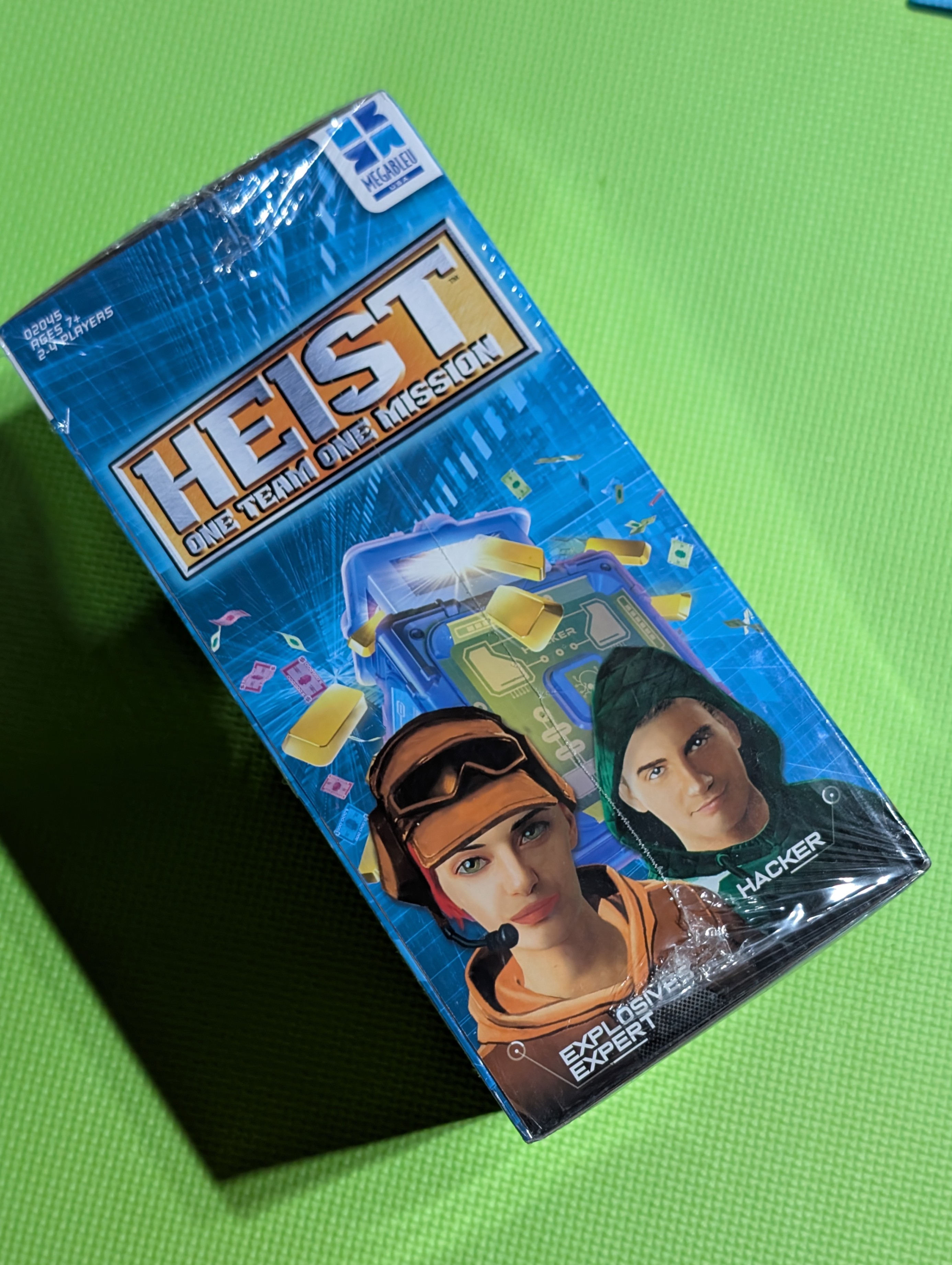 Heist: One Team One Mission Board Game - NEW - photo 3