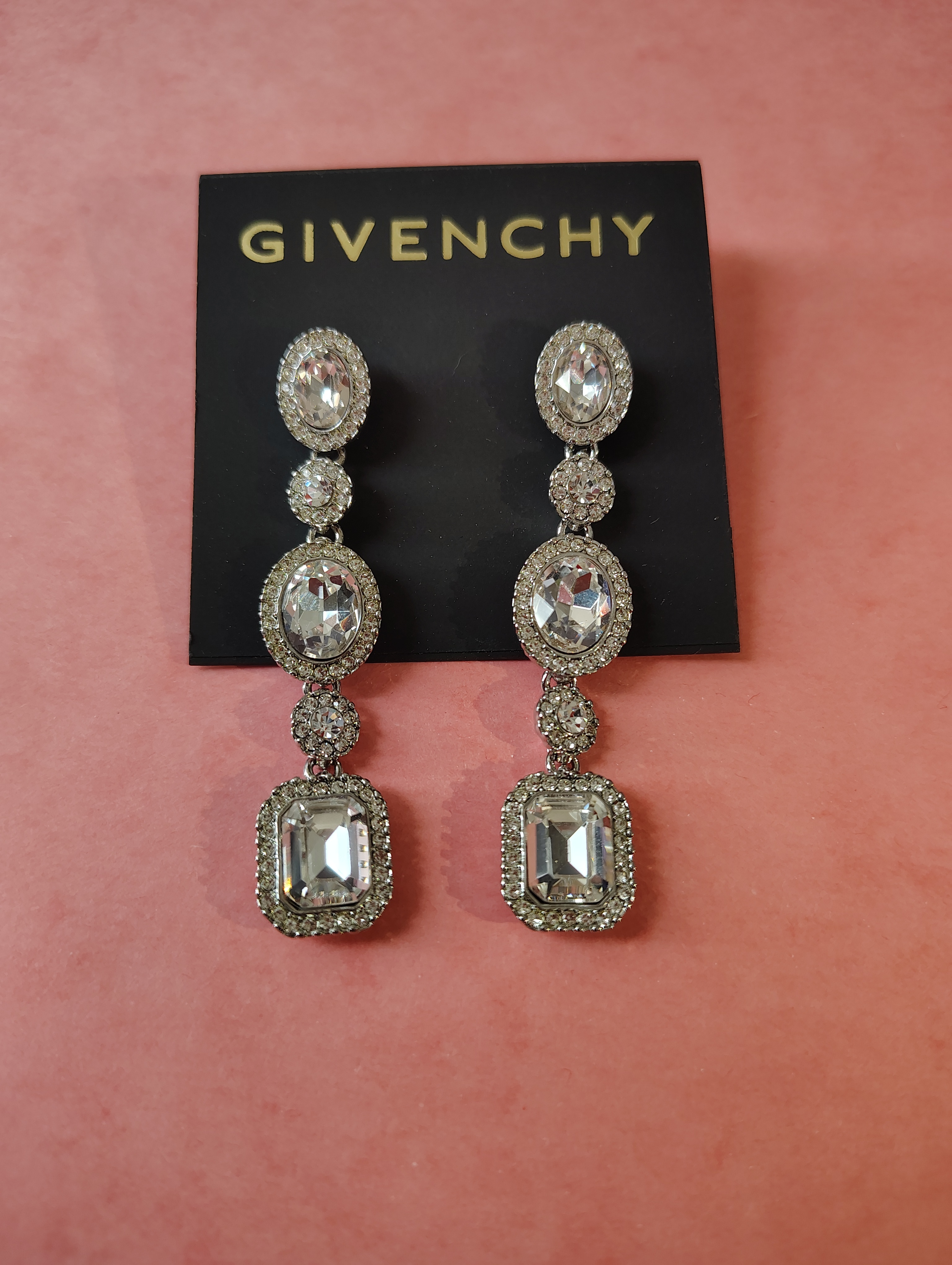 NEW EARINGS- Givenchy (Macy's US price tag, Sale) - photo 3