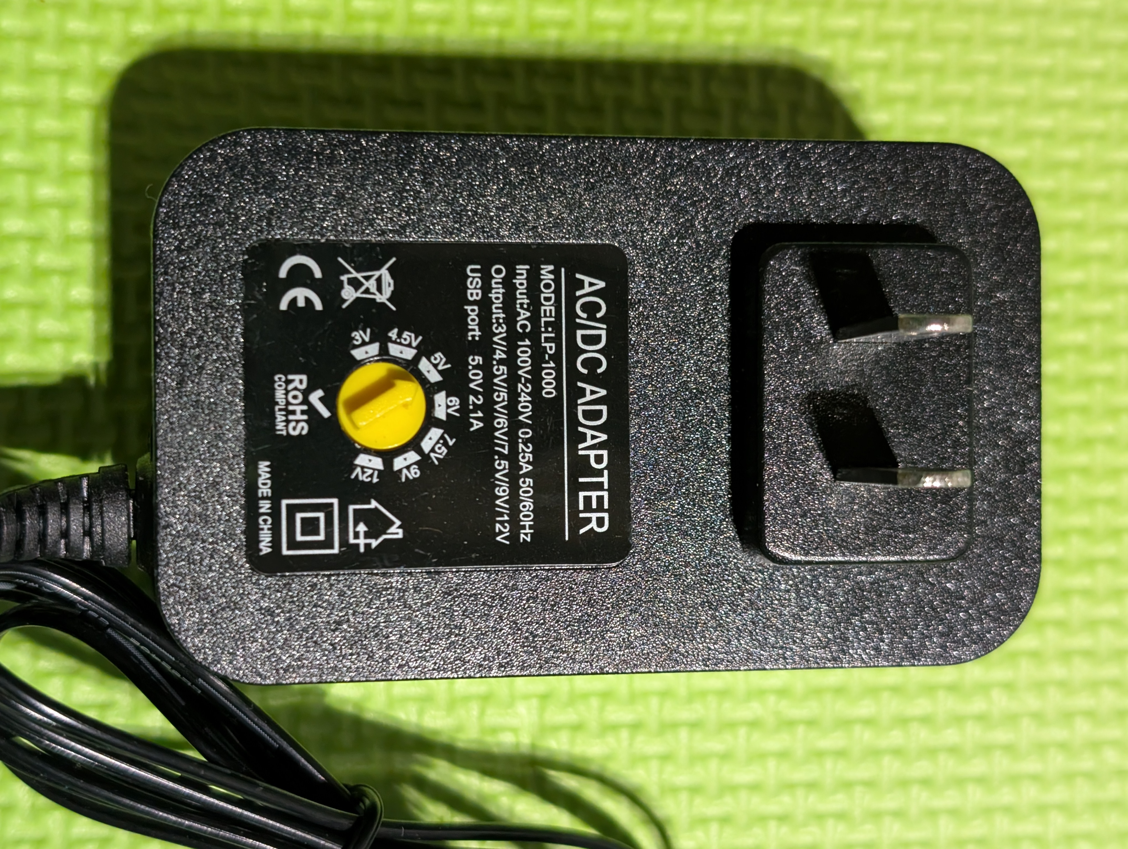 Universal AC/DC Power Adapter (Multi-Volt) - photo 2
