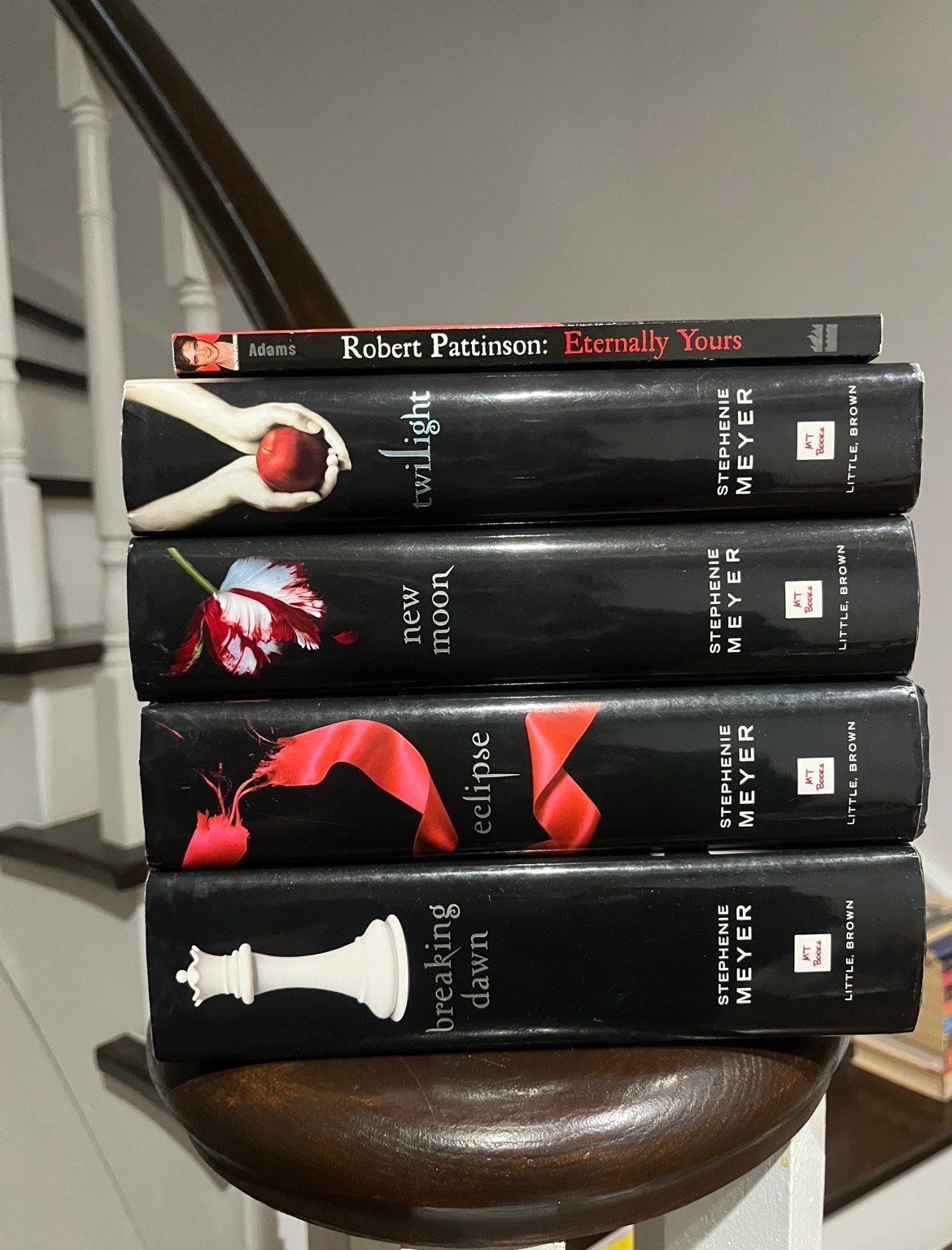 Twilight Series (Hardcover) + Robert Pattinson Bonus Book - photo 2