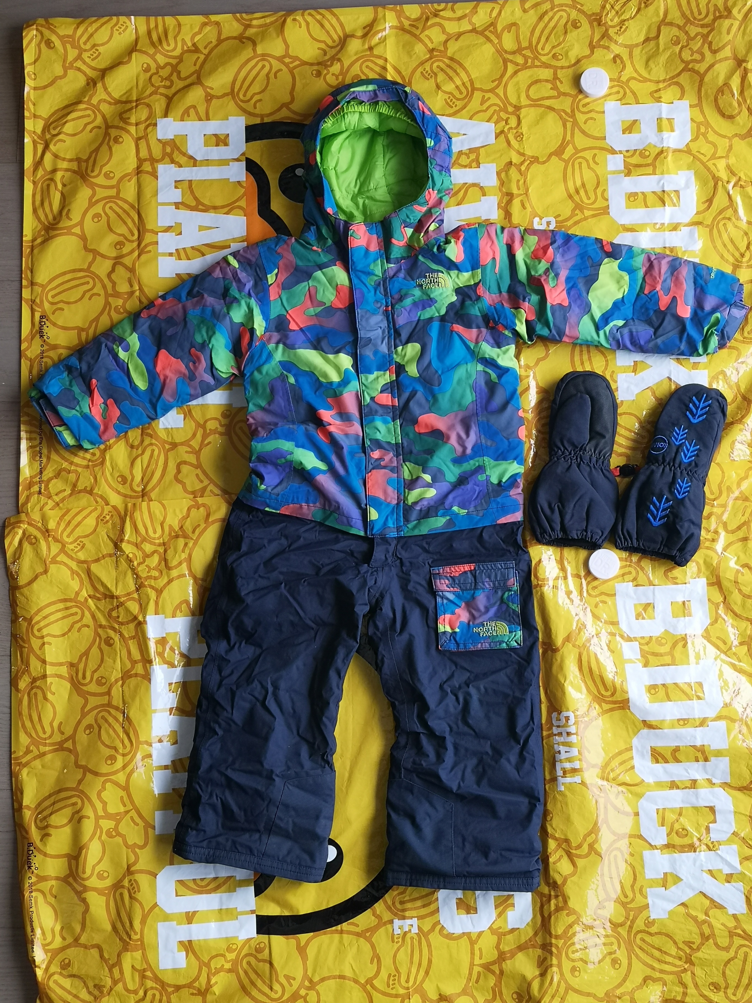 The North Face toddler's Snow Suit girl boy 3T snowsuit - photo 2