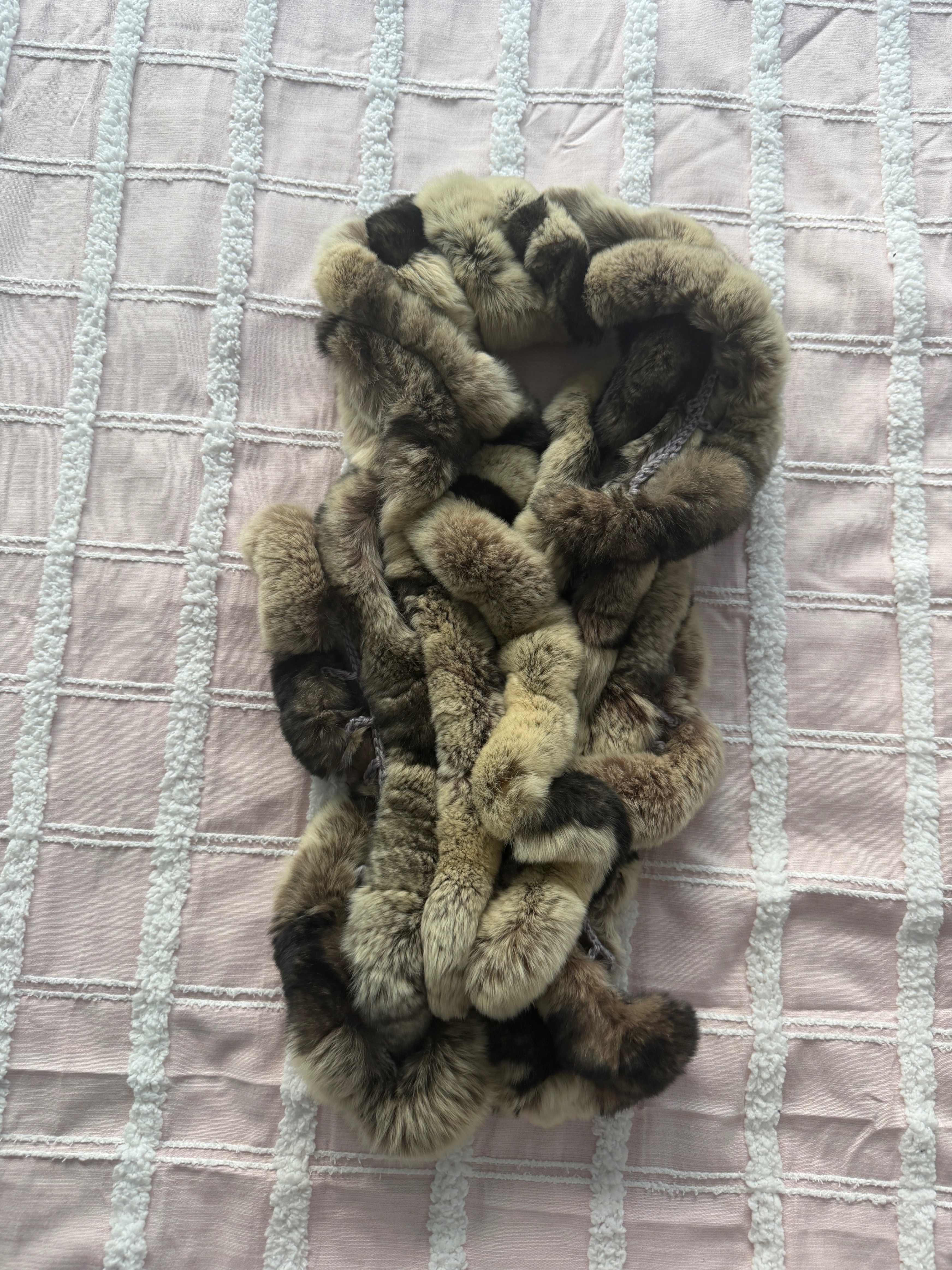 Real fur shawl