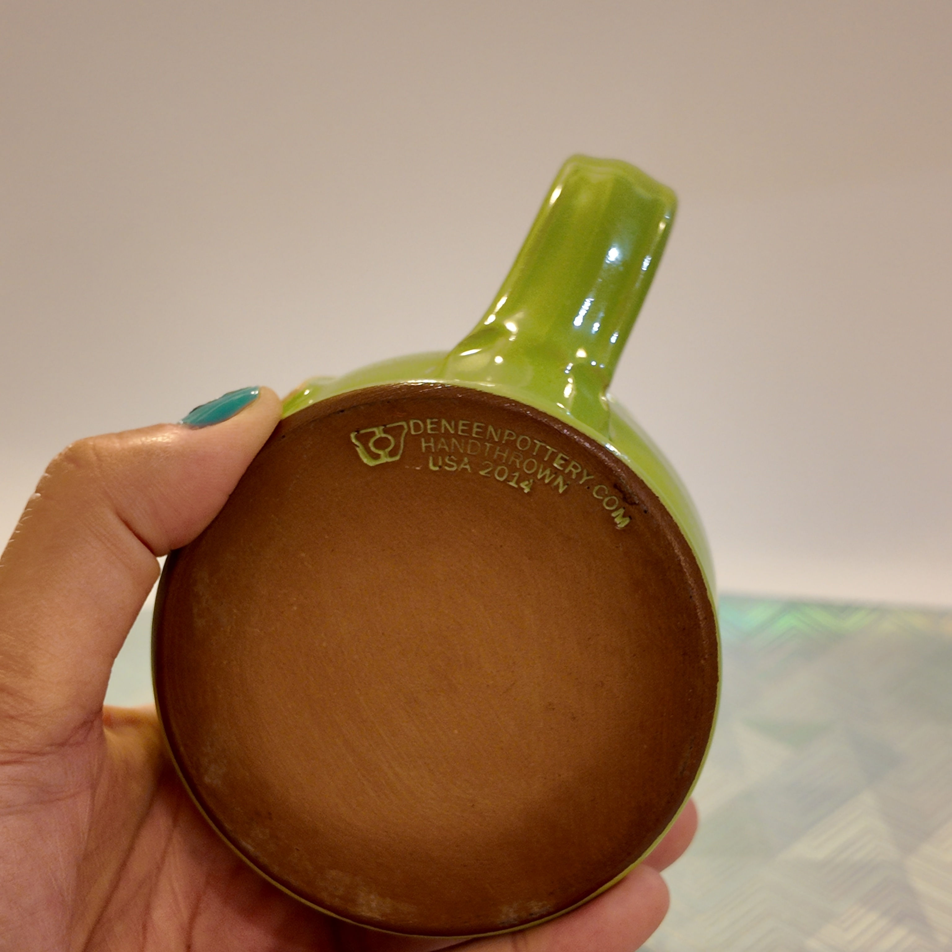 Authentic 2014 Harbor View Cafe Mug by Deneen Pottery - photo 2