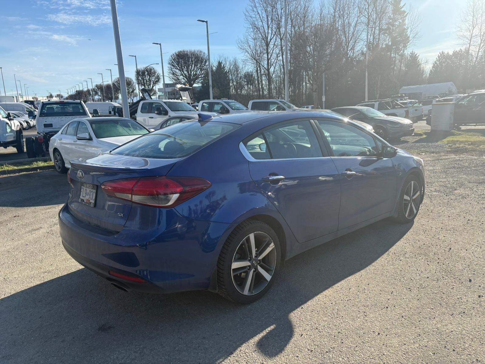 2017 Kia Forte SX - photo 2