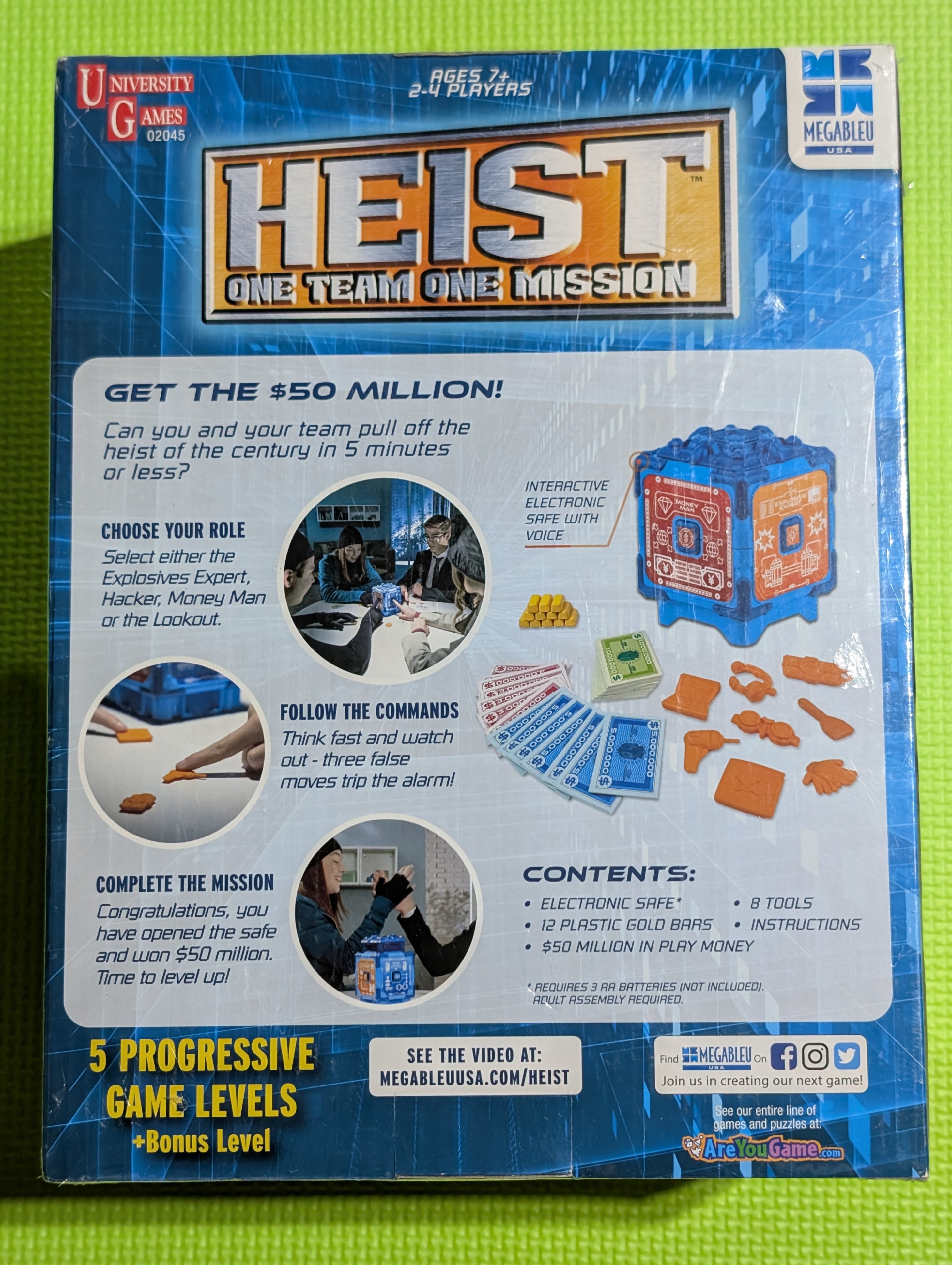 Heist: One Team One Mission Board Game - NEW - photo 2