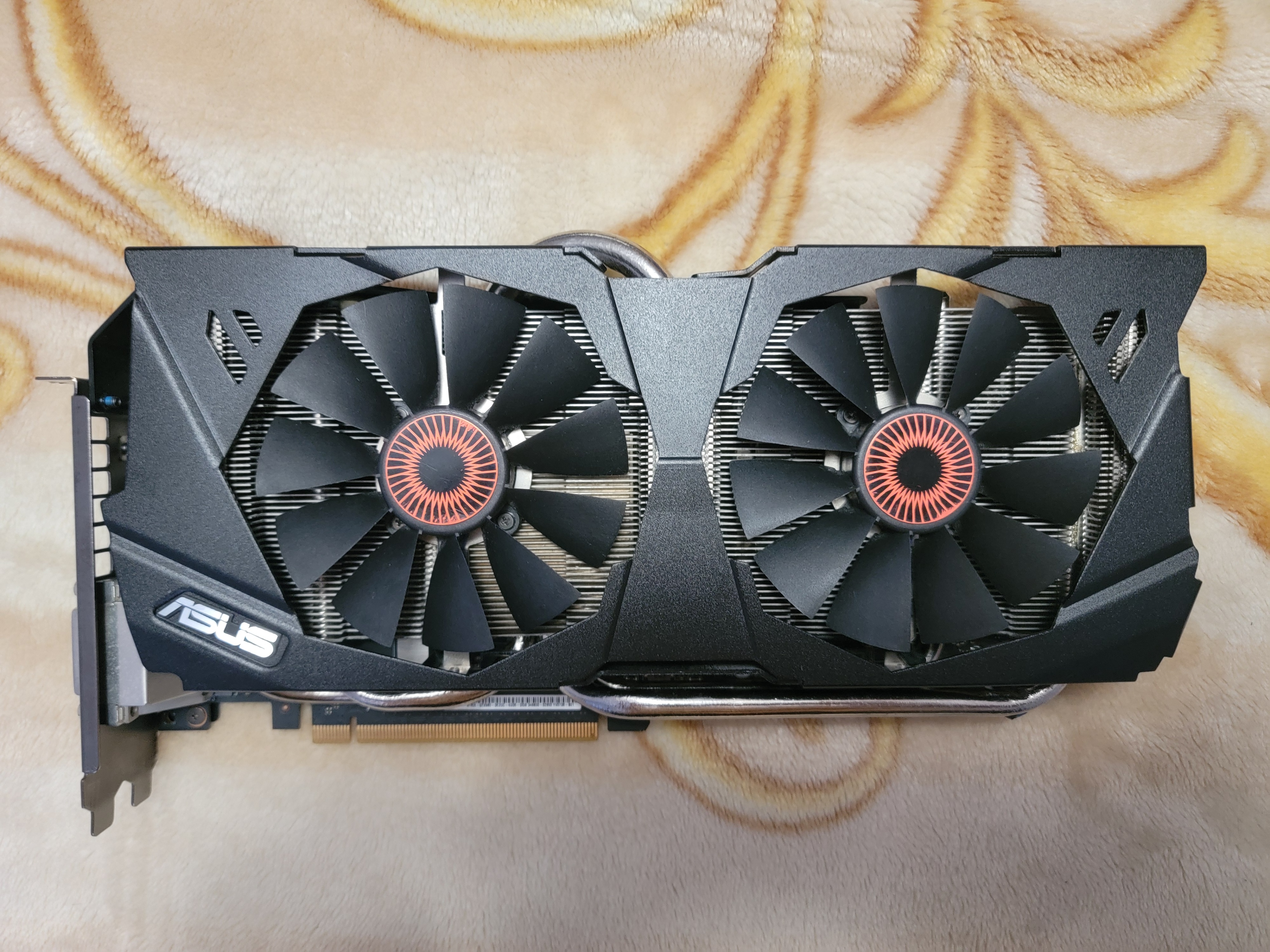ASUS ROG GTX 980 - 4GB