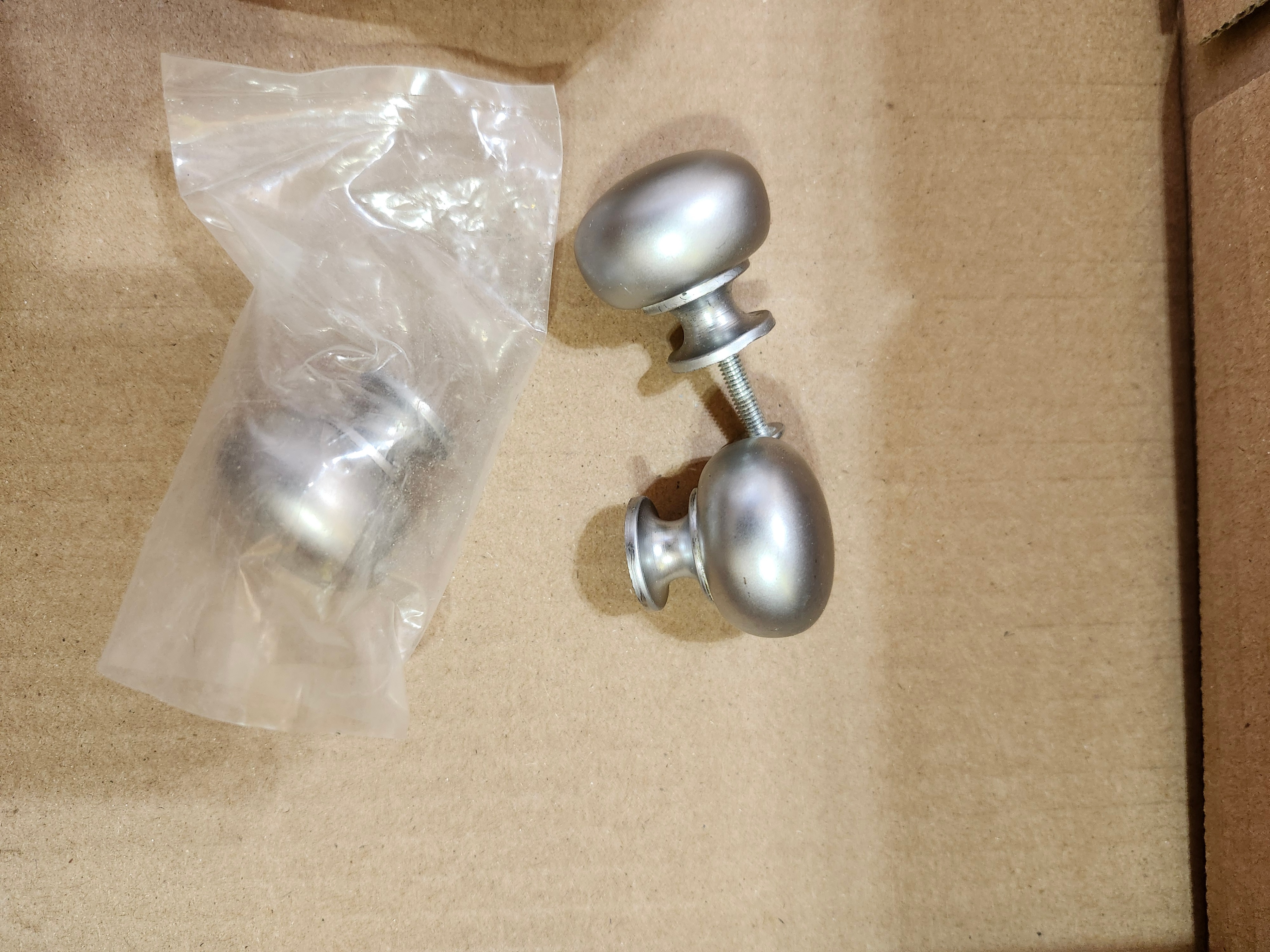 Drawer pulls x 19🥕 - photo 3